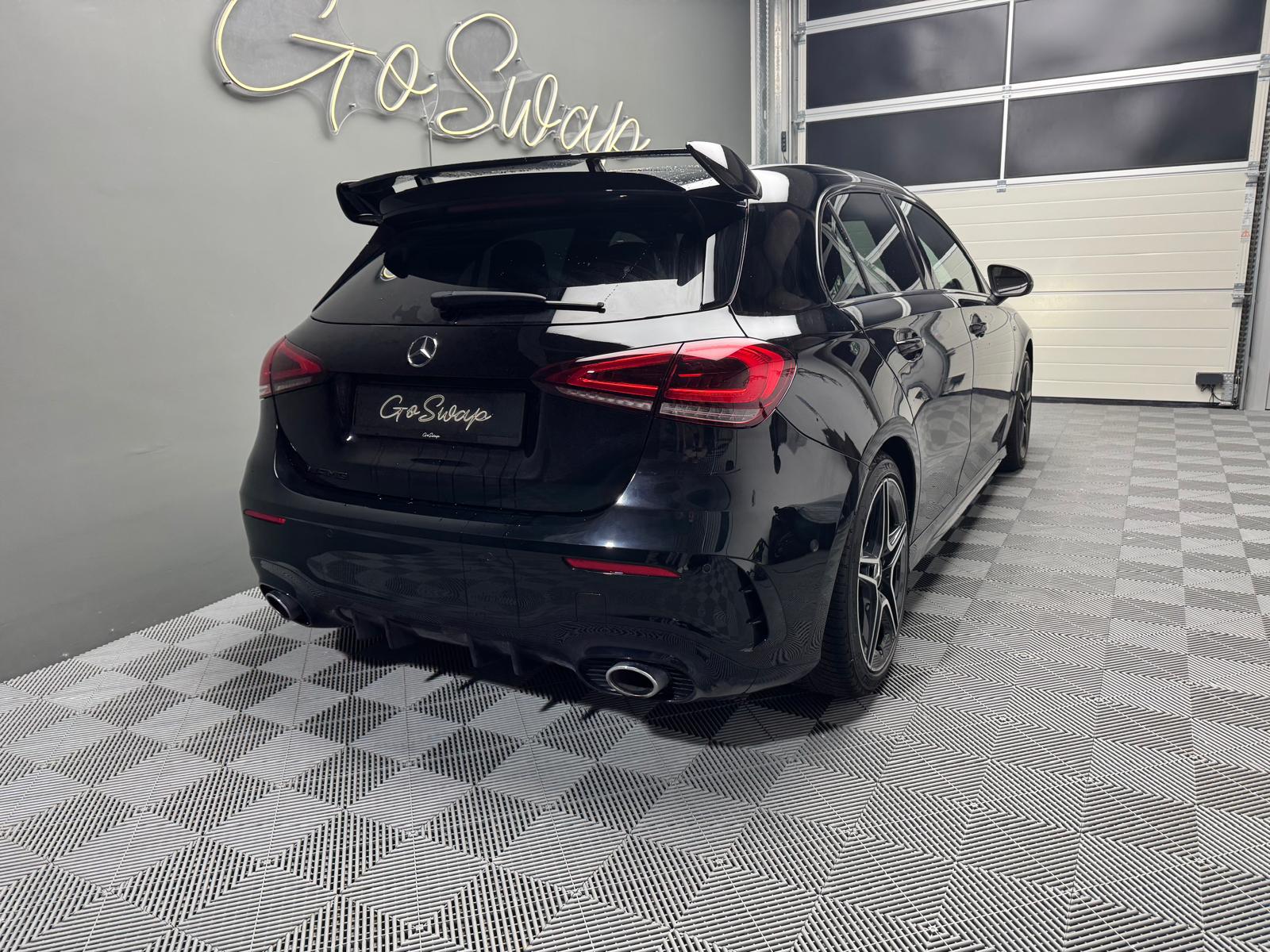 MERCEDES-BENZ A 35 AMG 4Matic Speedshift-showroom-element-3