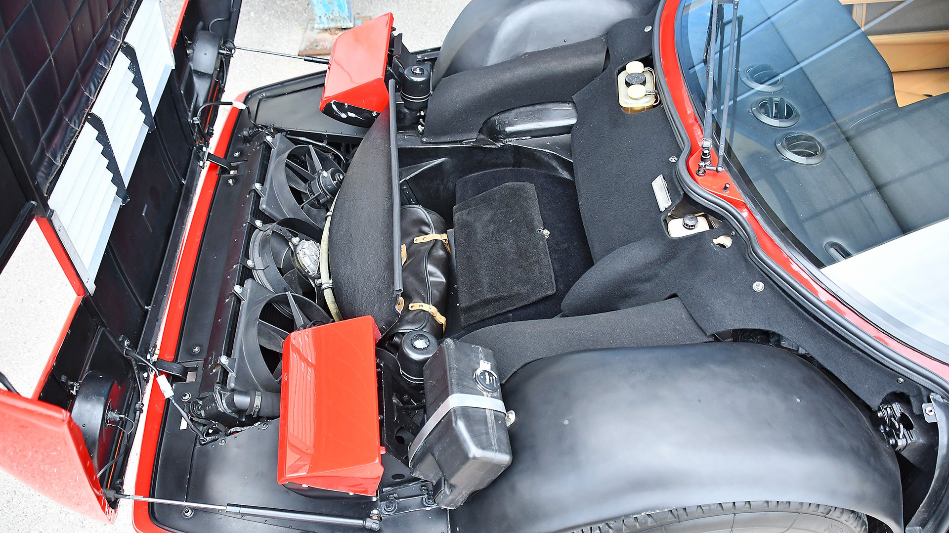 FERRARI 512 BBi-image-3