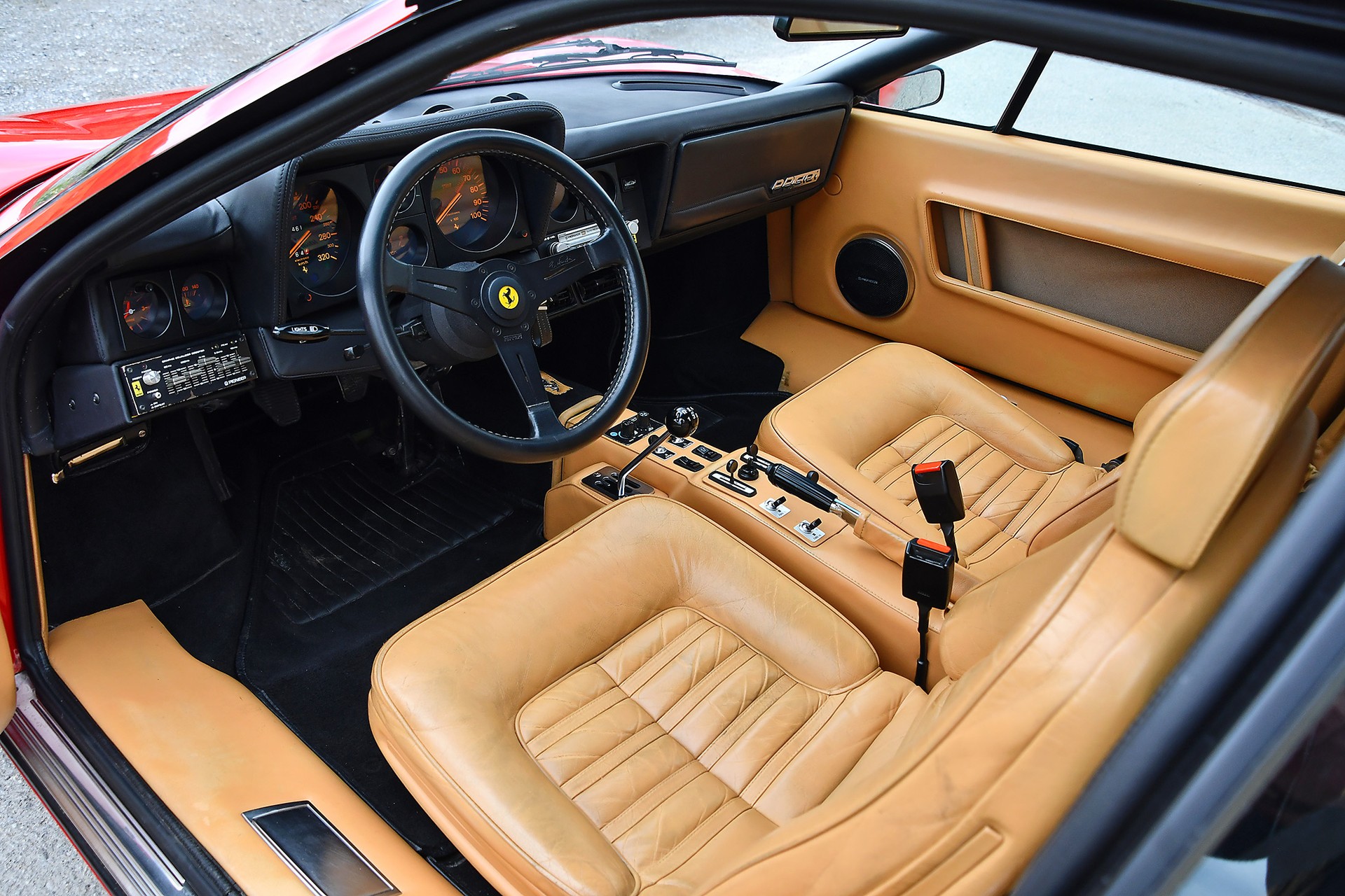 FERRARI 512 BBi-image-7