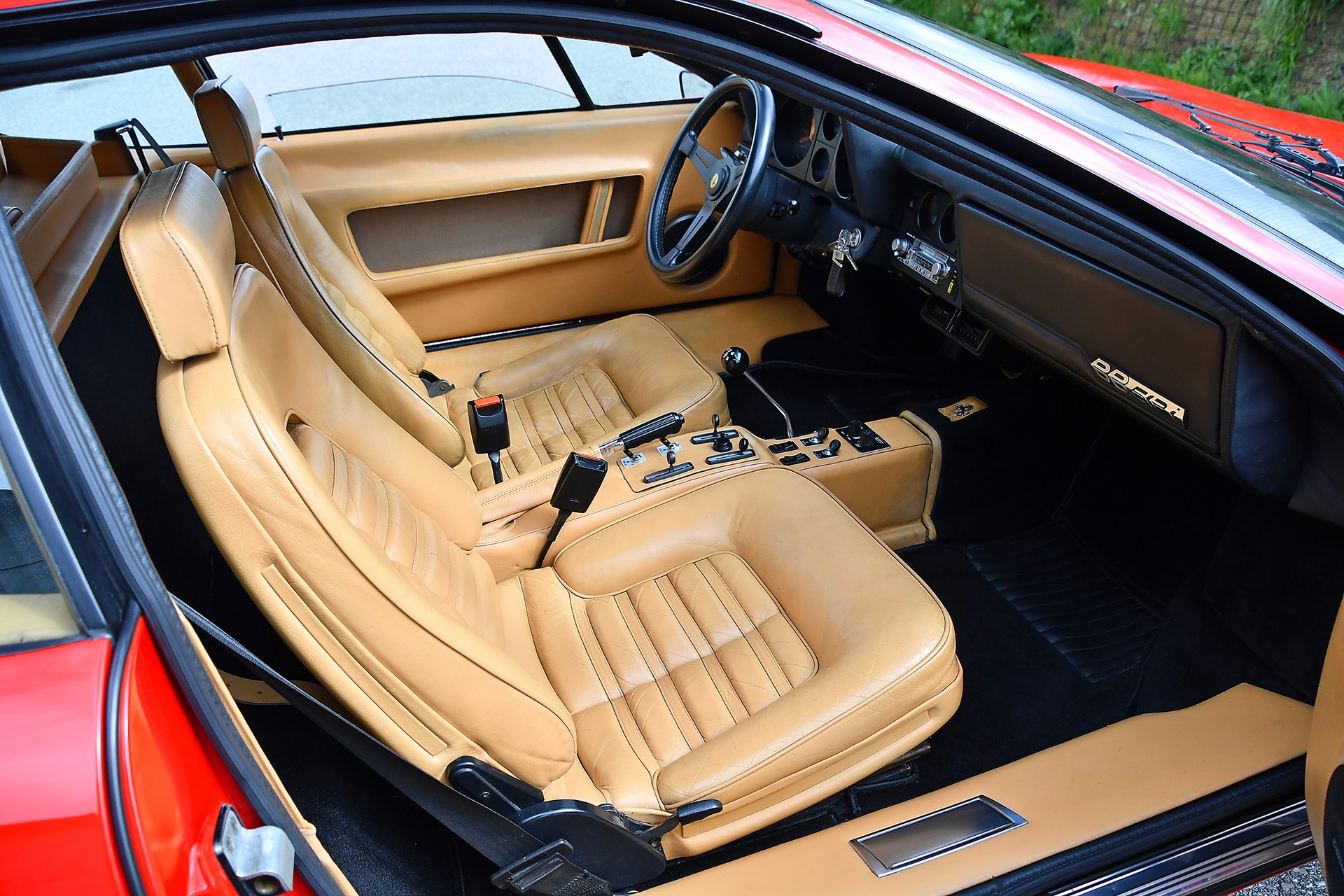 FERRARI 512 BBi-image-10