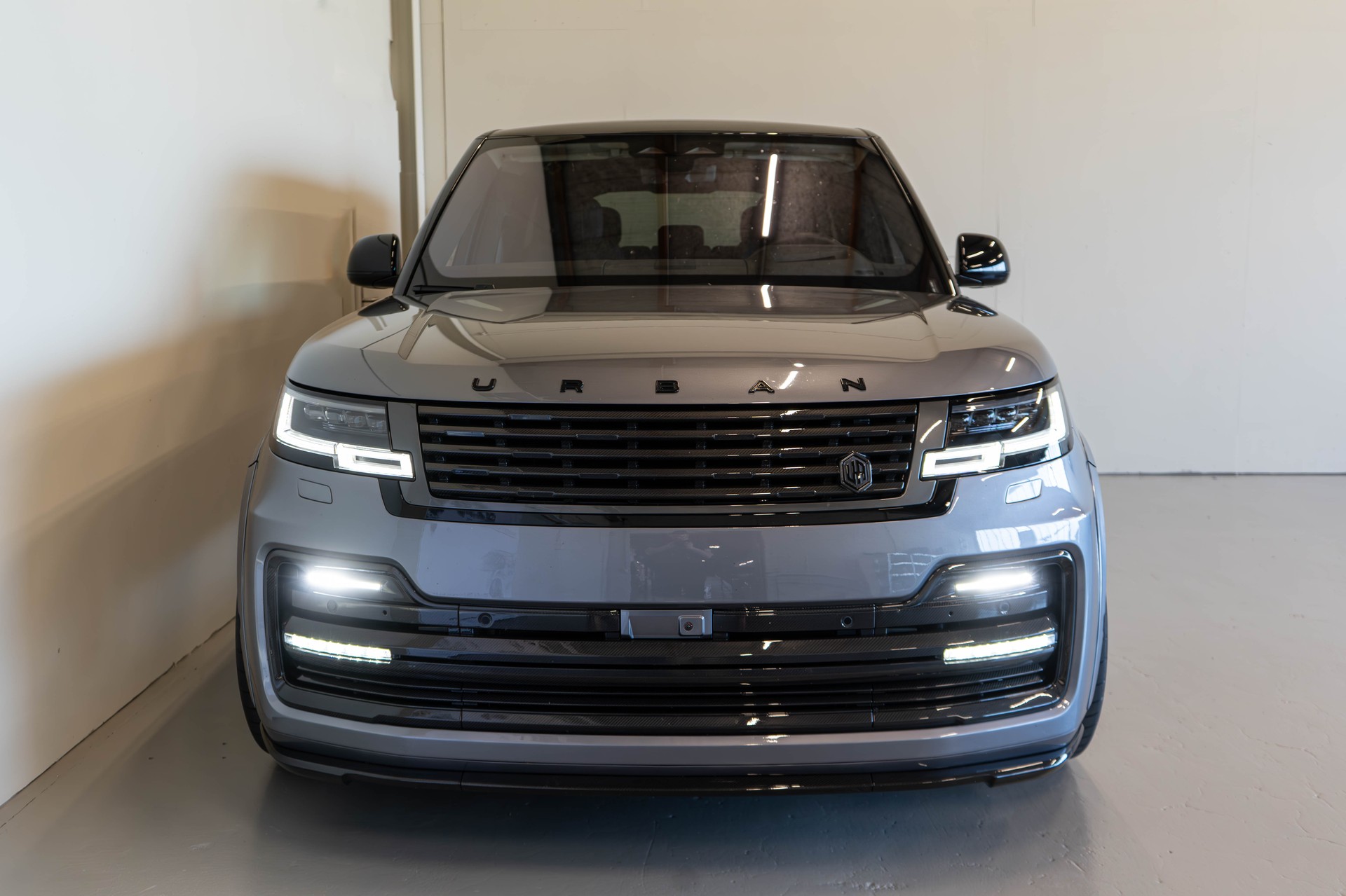 LAND ROVER Range Rover 3.0 D I6 300 HSE-showroom-element-2