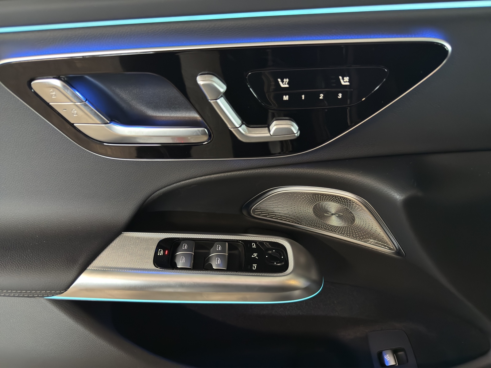 Image MERCEDES-BENZ E-300 E 300 de T 4Matic 9G-Tronic