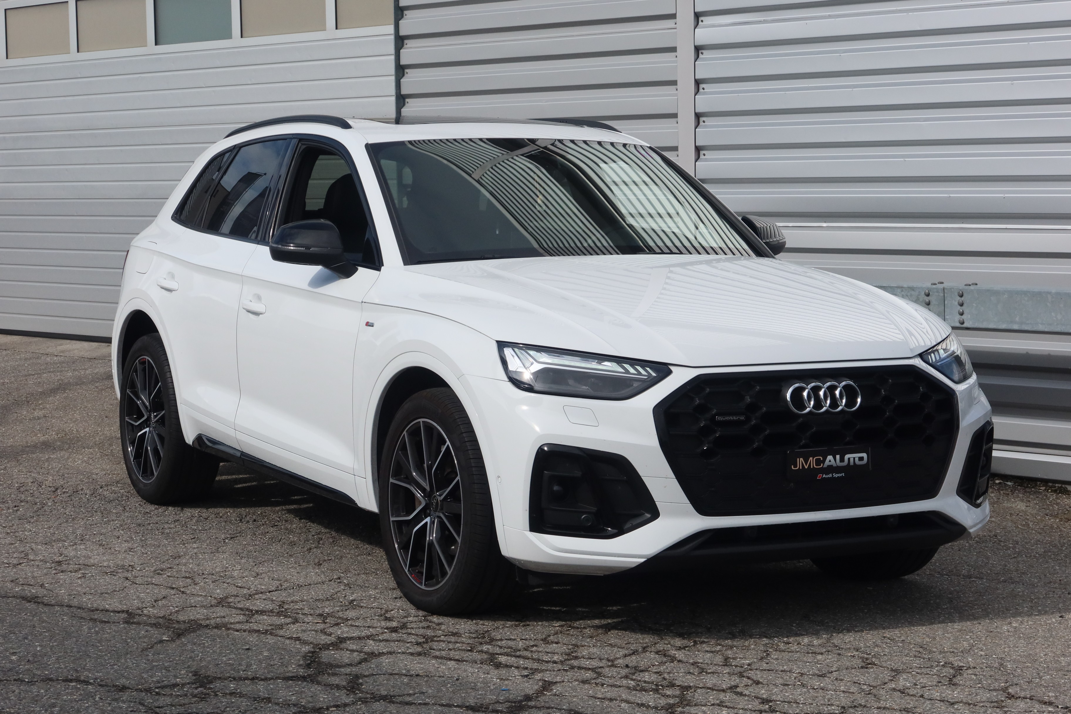 AUDI Q5 40 TDI Bl Edit quattro (SUV / GelÃ¤ndewagen)