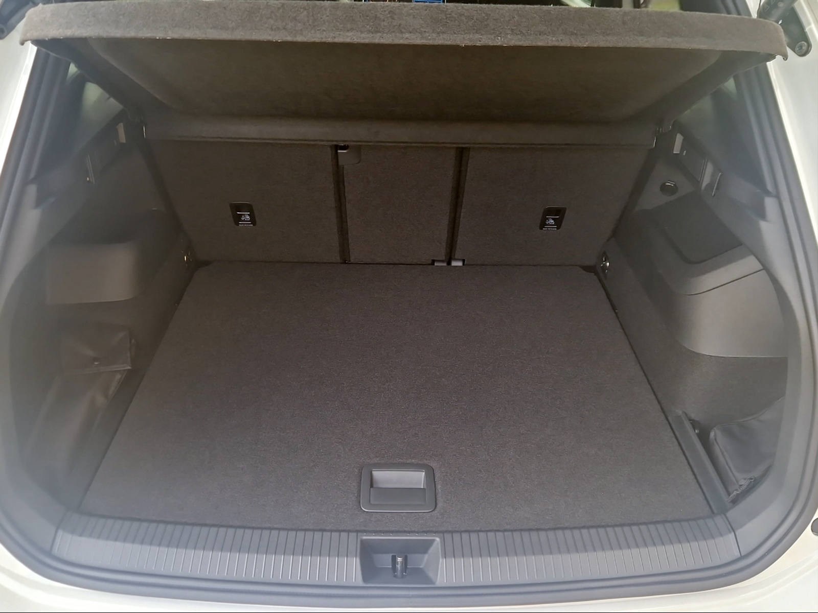 VW Tiguan 2.0 TSI DSG R-Line 4Motion-image-13