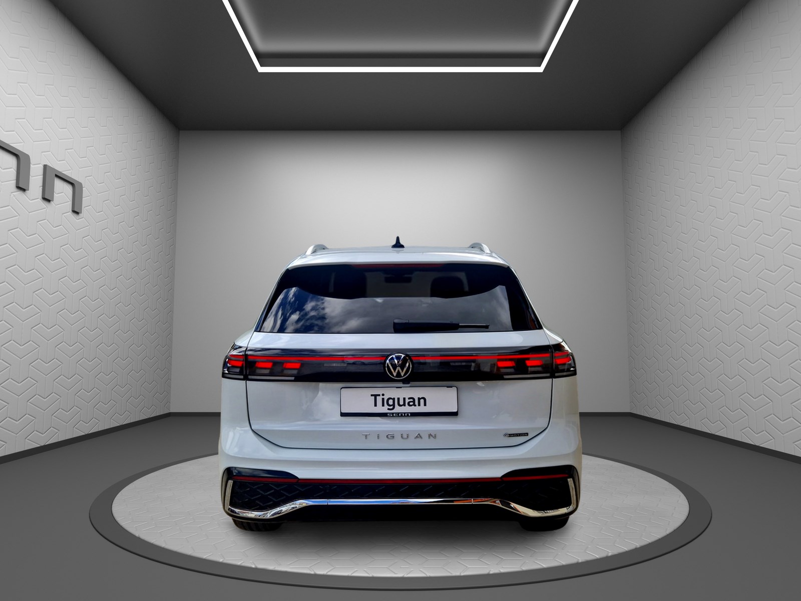 VW Tiguan 2.0 TSI DSG R-Line 4Motion-image-4