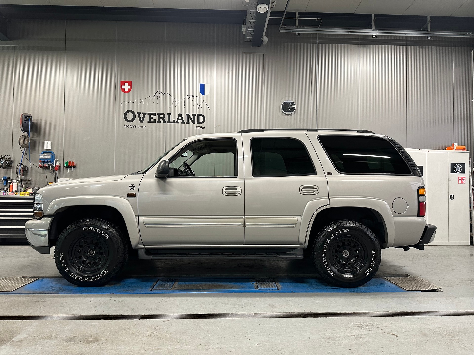 CHEVROLET Tahoe 5.3 Autotrac LT-showroom-element-1