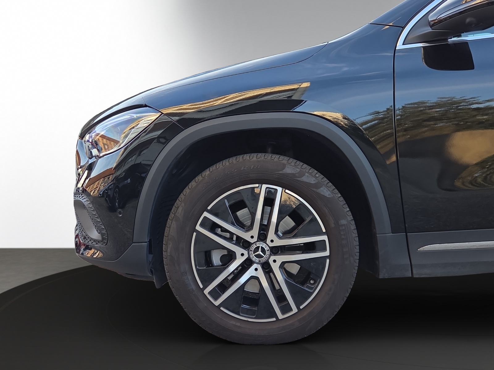 Image MERCEDES-BENZ GLA-250 GLA 250 4Matic Progressive 8G-DCT