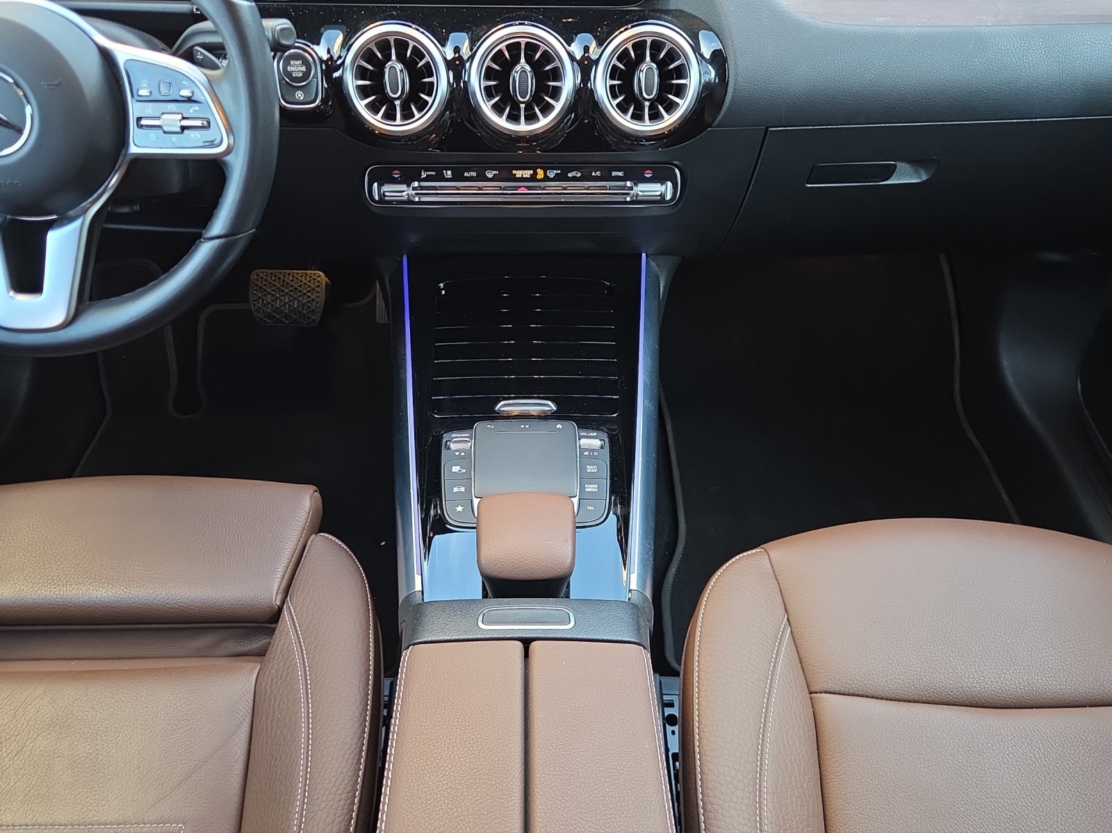 Image MERCEDES-BENZ GLA-250 GLA 250 4Matic Progressive 8G-DCT