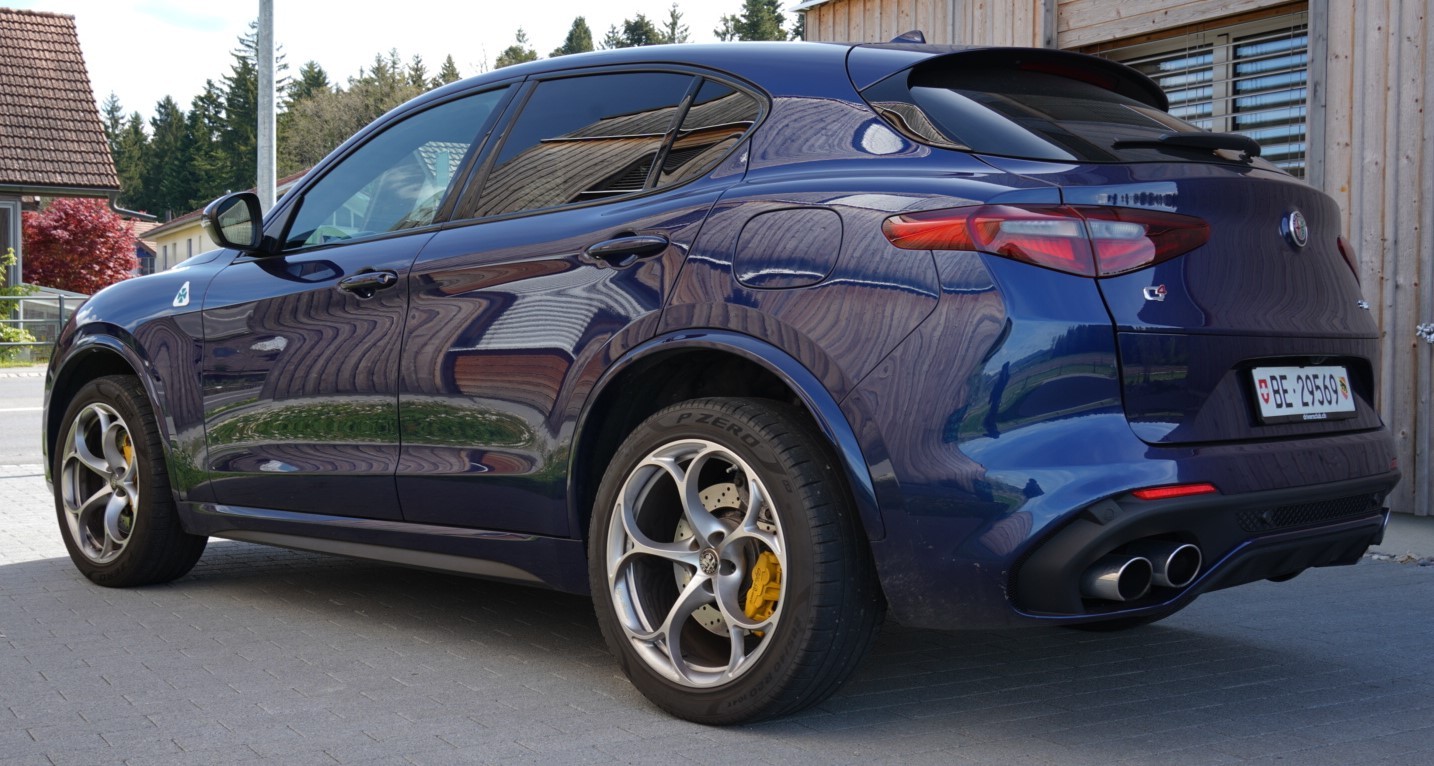 ALFA ROMEO Stelvio 2.9 V6 Quadrifoglio Q4 Automatic-image-3