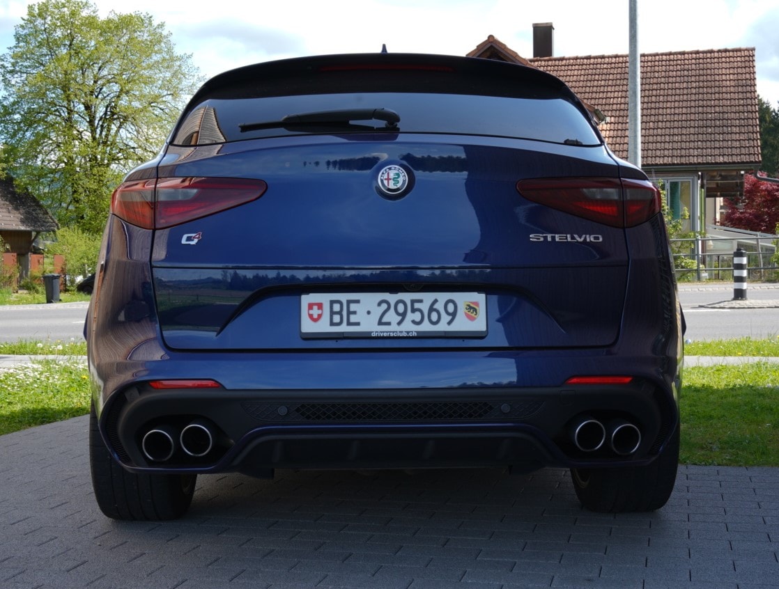 ALFA ROMEO Stelvio 2.9 V6 Quadrifoglio Q4 Automatic-image-4