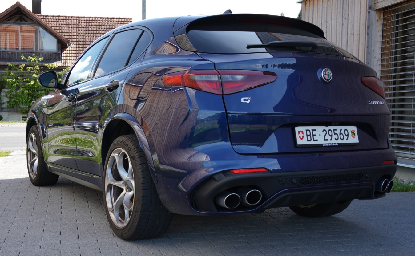ALFA ROMEO Stelvio 2.9 V6 Quadrifoglio Q4 Automatic-image-2