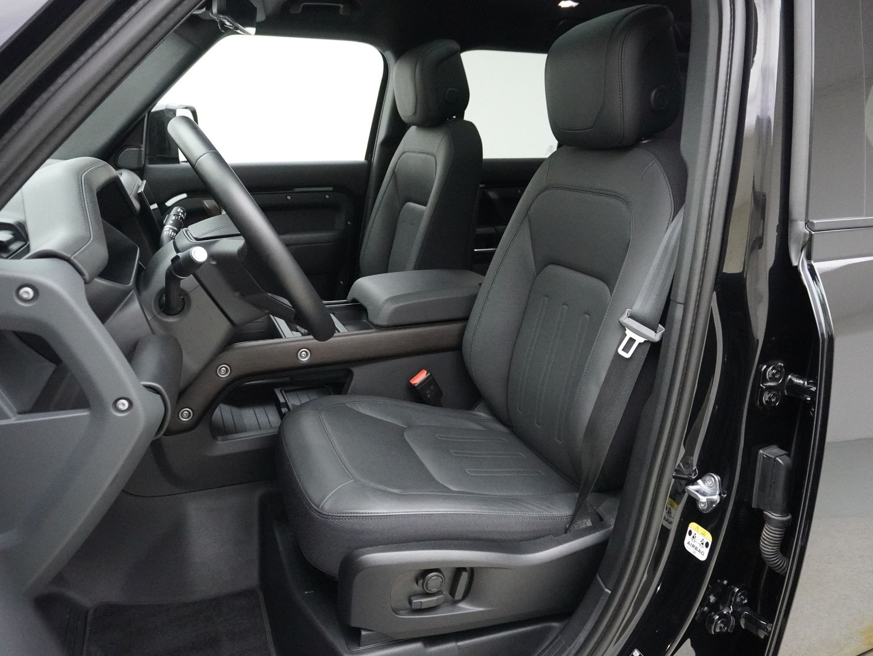 LAND ROVER DEFENDER X Ingenium-image-8