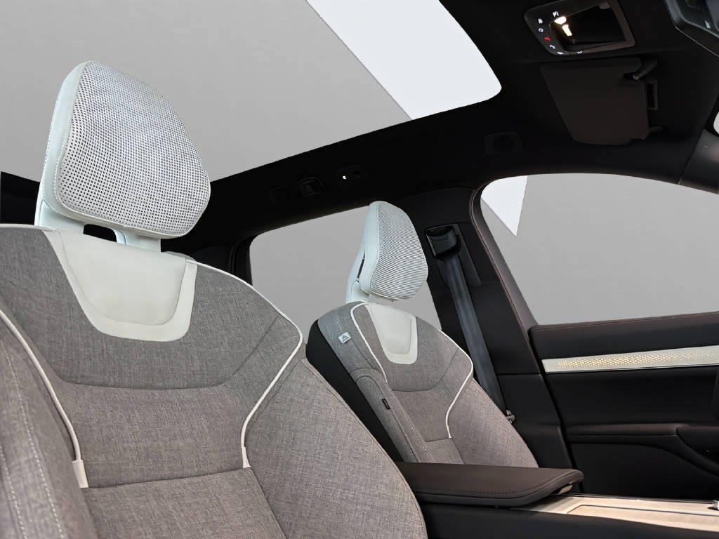 VOLVO EX 90 Twin Performance Ultra AWDD-image-13