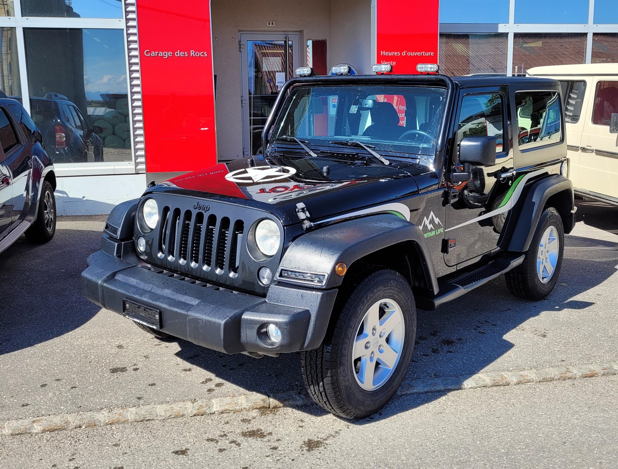 JEEP Wrangler 2.8 CRD Sport (SUV / Gelndewagen)