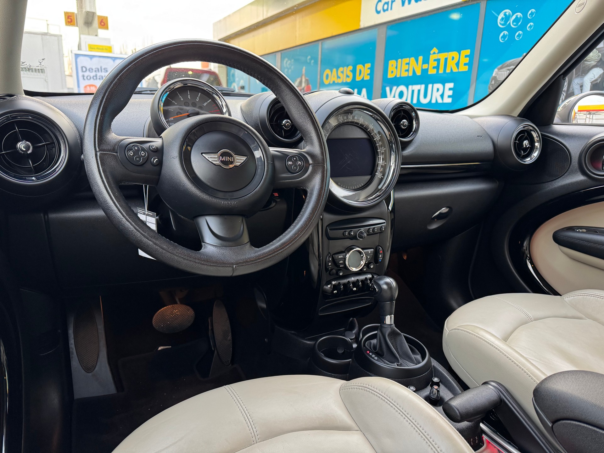 MINI Mini Countryman Cooper ALL4 Steptronic-image-9