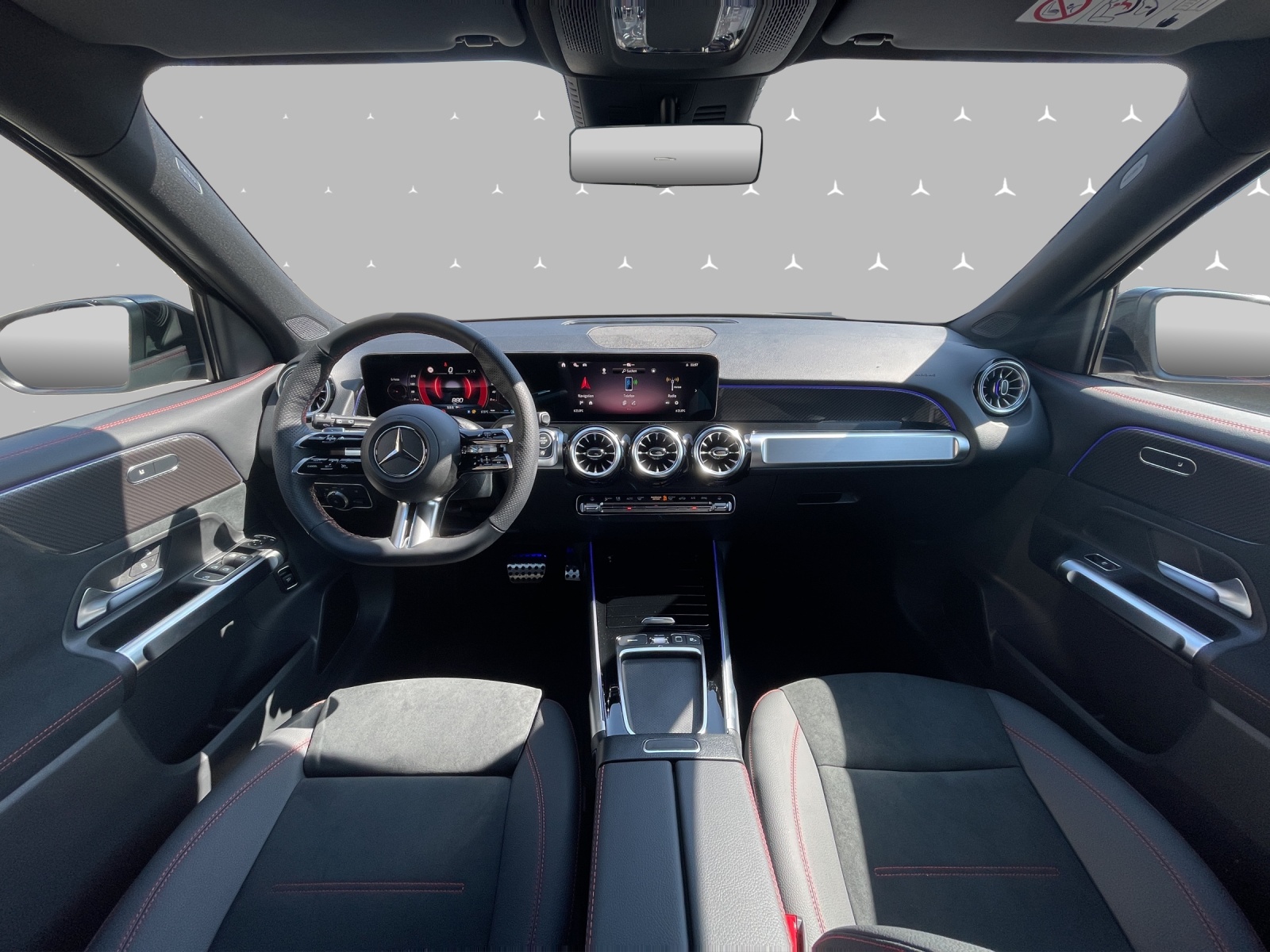 MERCEDES-BENZ GLB 200 7G-Tronic-image-12