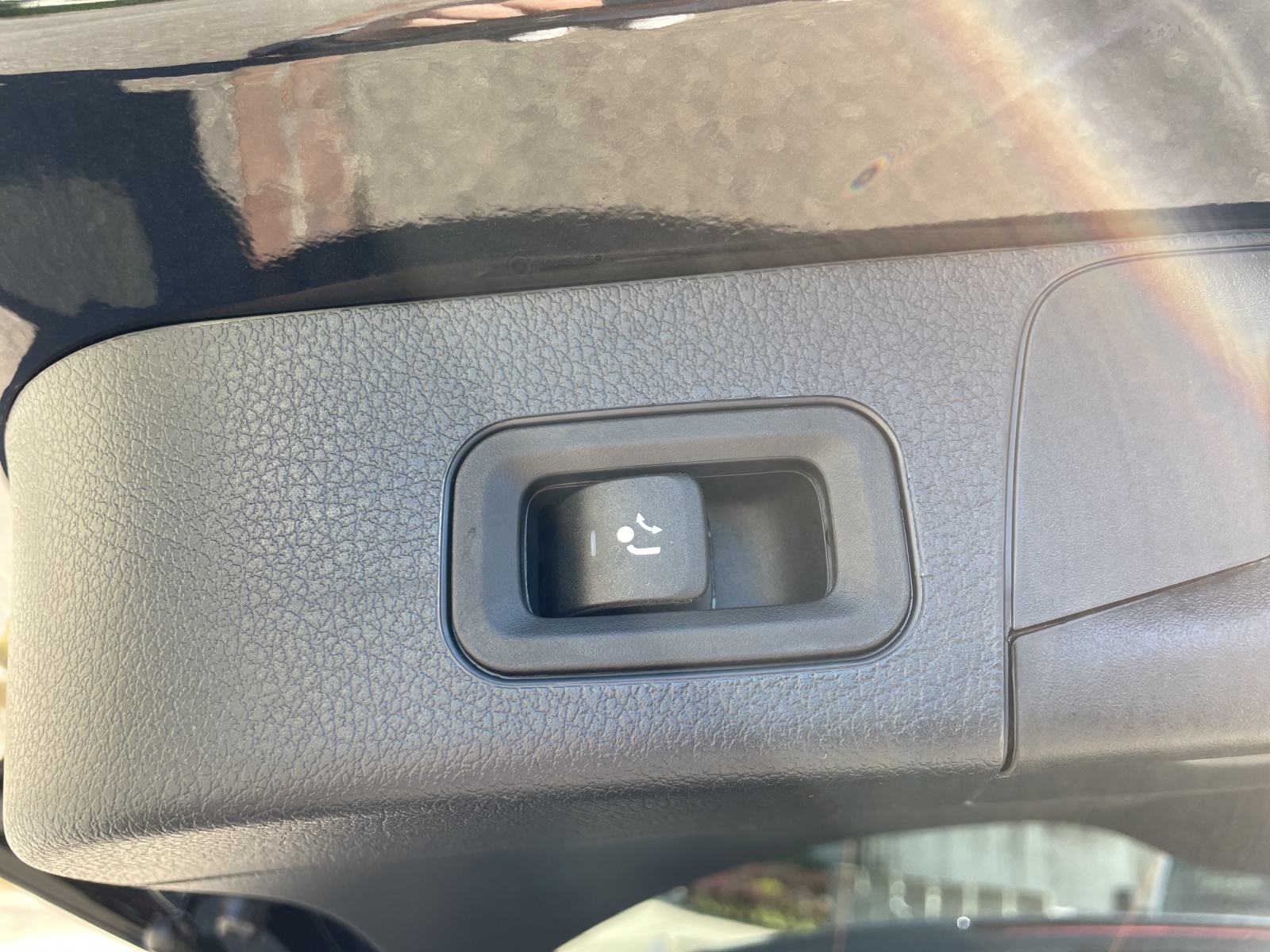 MERCEDES-BENZ GLB 200 7G-Tronic-image-15