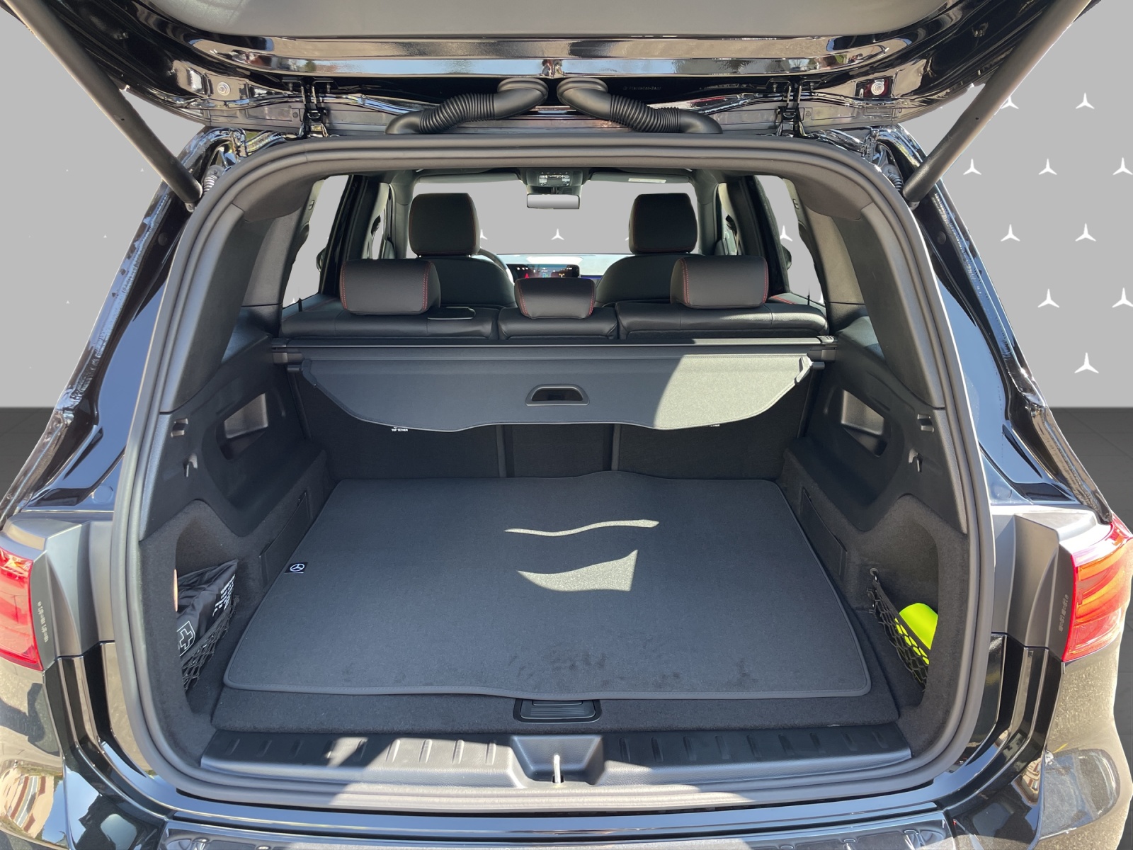 MERCEDES-BENZ GLB 200 7G-Tronic-image-7