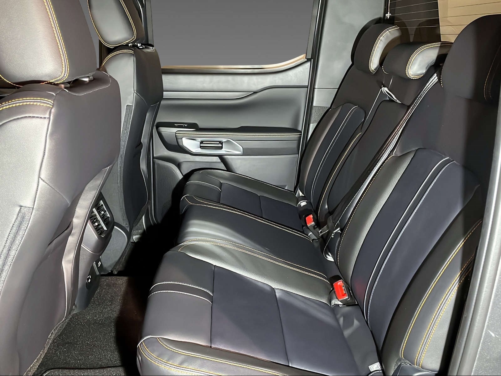 FORD Ranger DKab.Pick-up 3.0 EcoBlue 4x4 Wildtrak-image-14