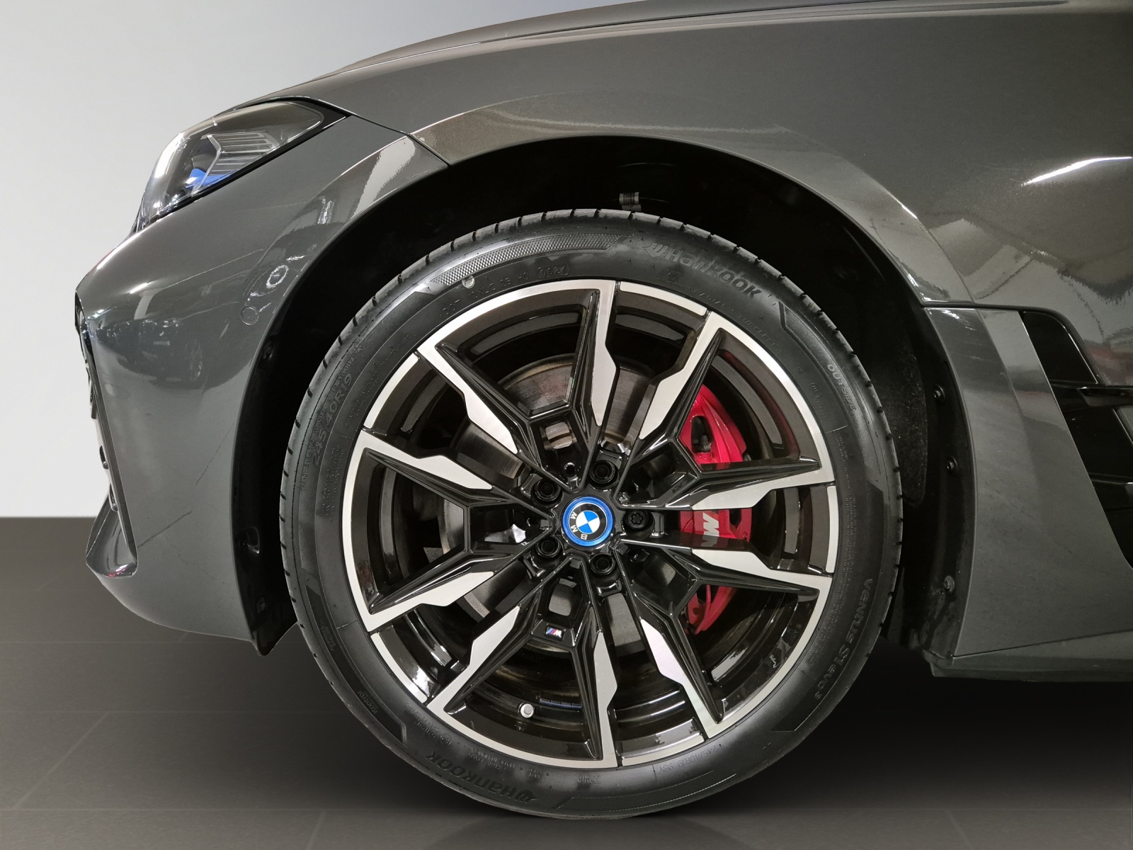 BMW i4 M50 M Sport Pro-showroom-element-2