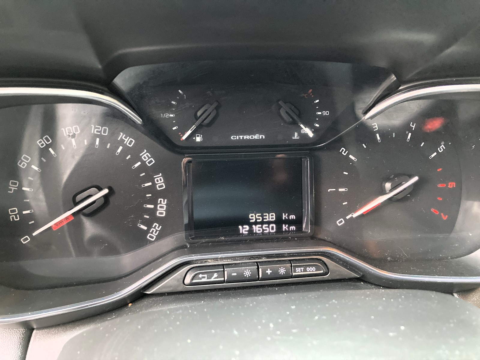 CITROEN C3 Aircross 1.2i PureTech Shine EAT-image-5