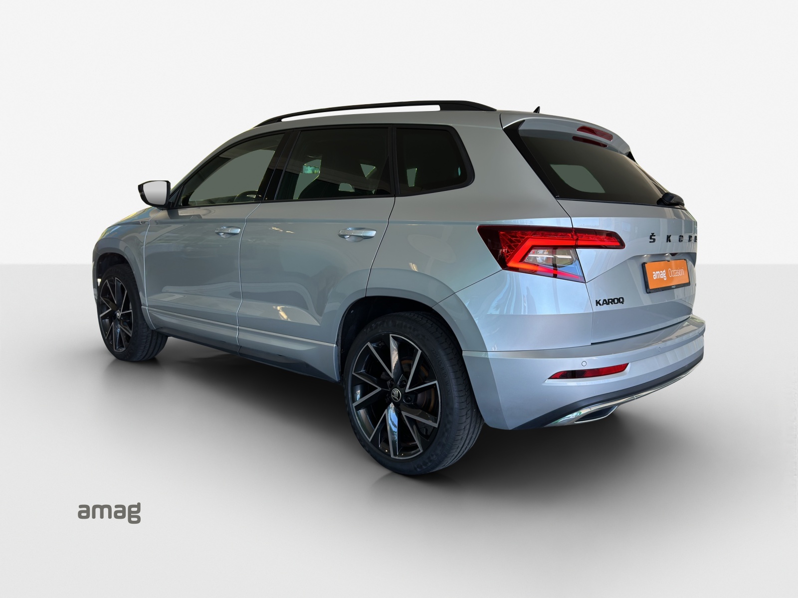 SKODA Karoq 2.0 TSI SportLine 4x4 DSG-showroom-element-2