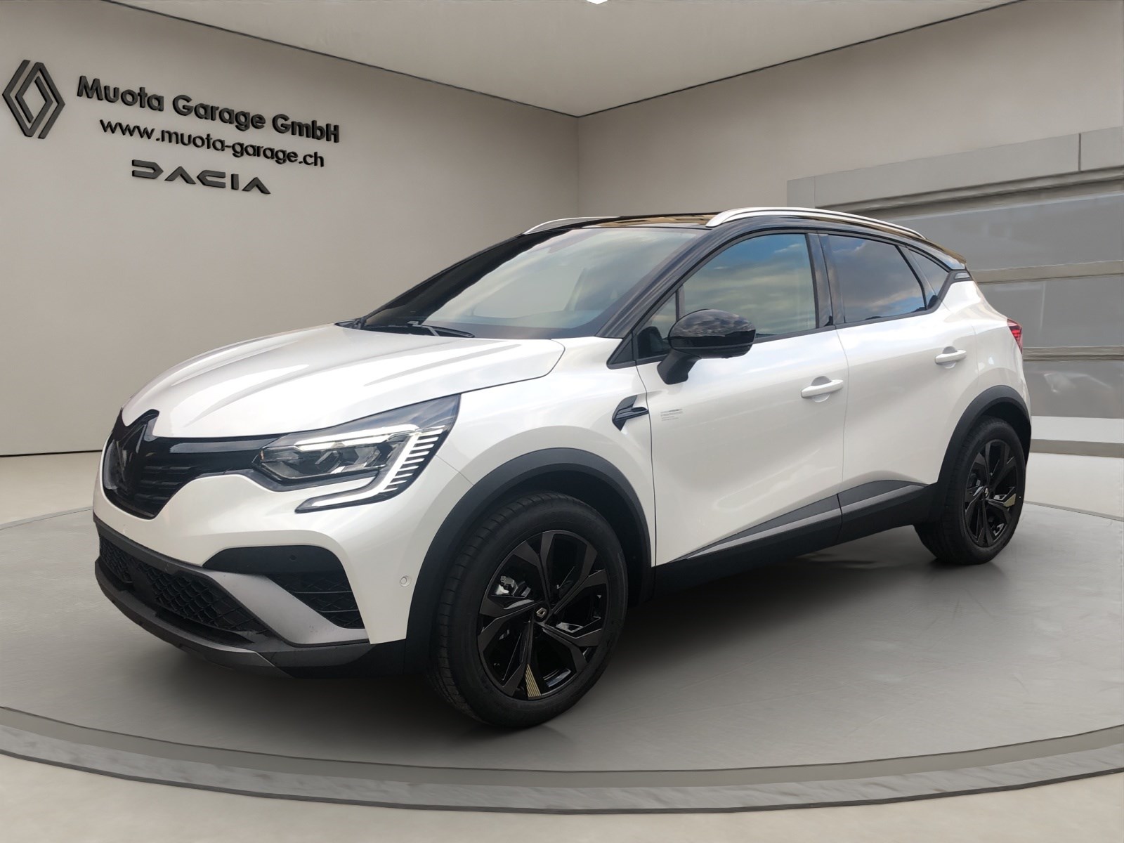 RENAULT Captur 1.6 E-Tech Engineered-showroom-element-1