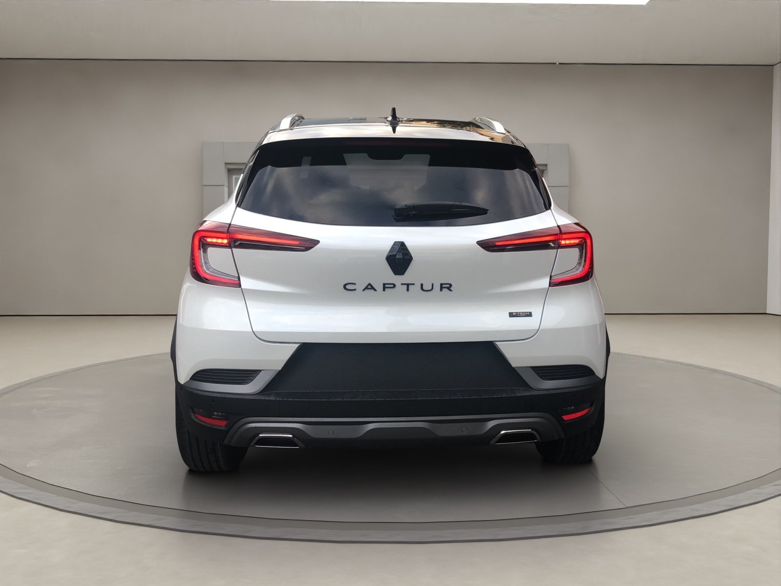 RENAULT Captur 1.6 E-Tech Engineered-showroom-element-3
