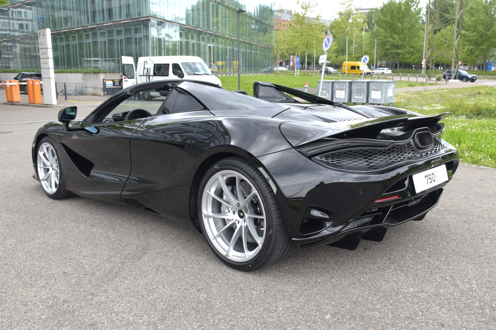McLAREN 750S Spider Performance 4.0 V8 SSG-image-6