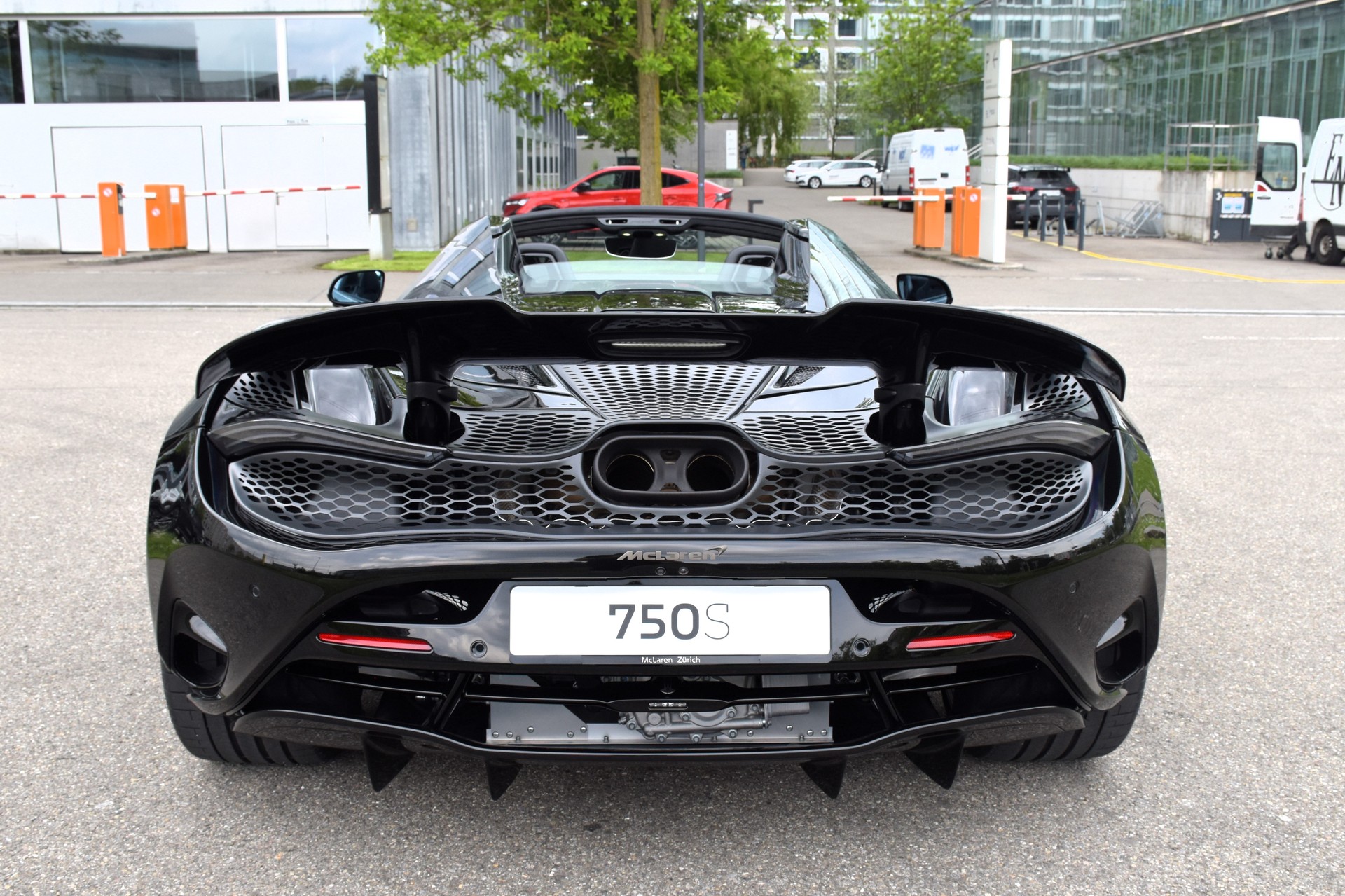 McLAREN 750S Spider Performance 4.0 V8 SSG-image-8