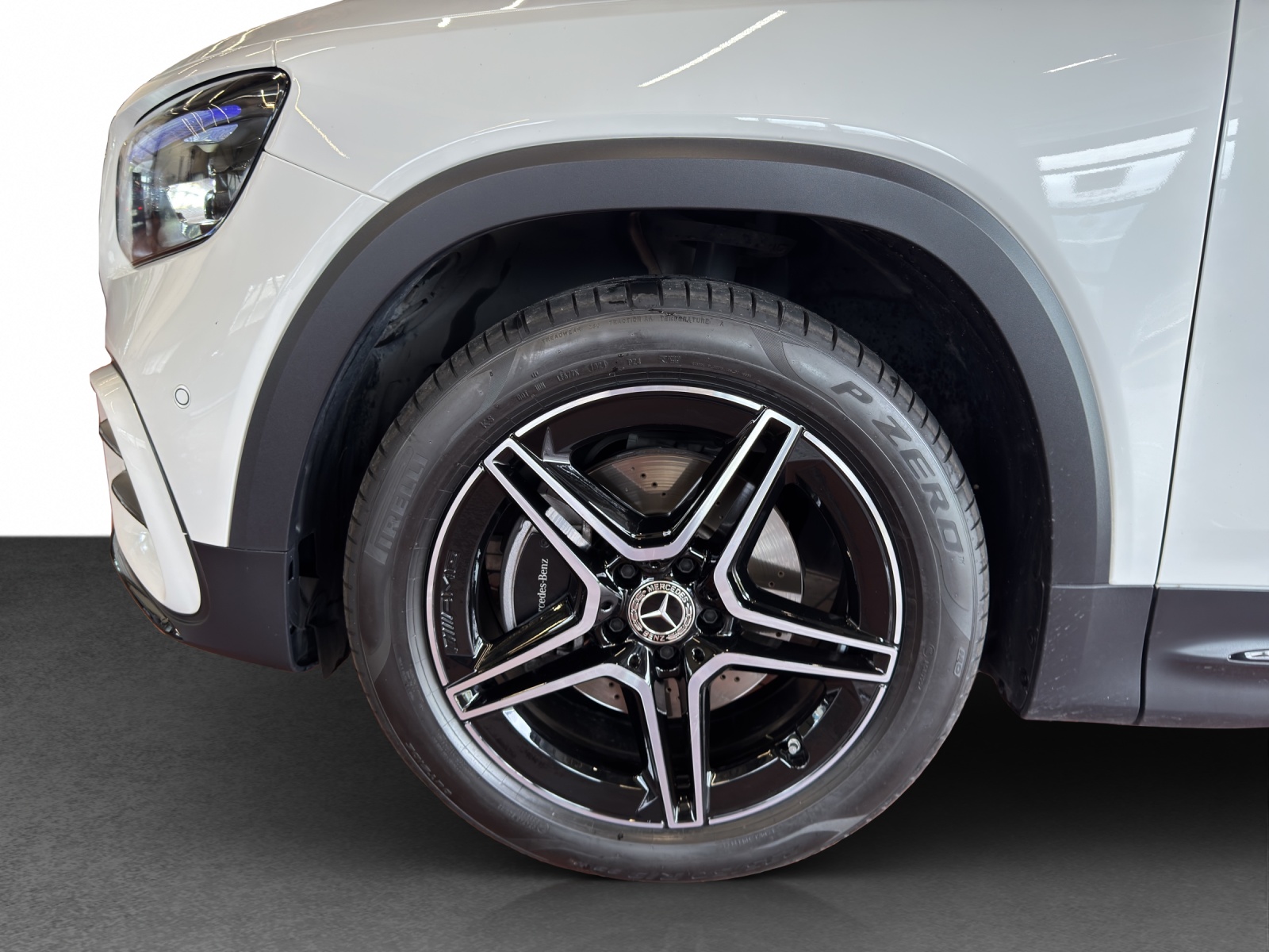 MERCEDES-BENZ GLB 200 d 4M 8G-Tronic-image-21