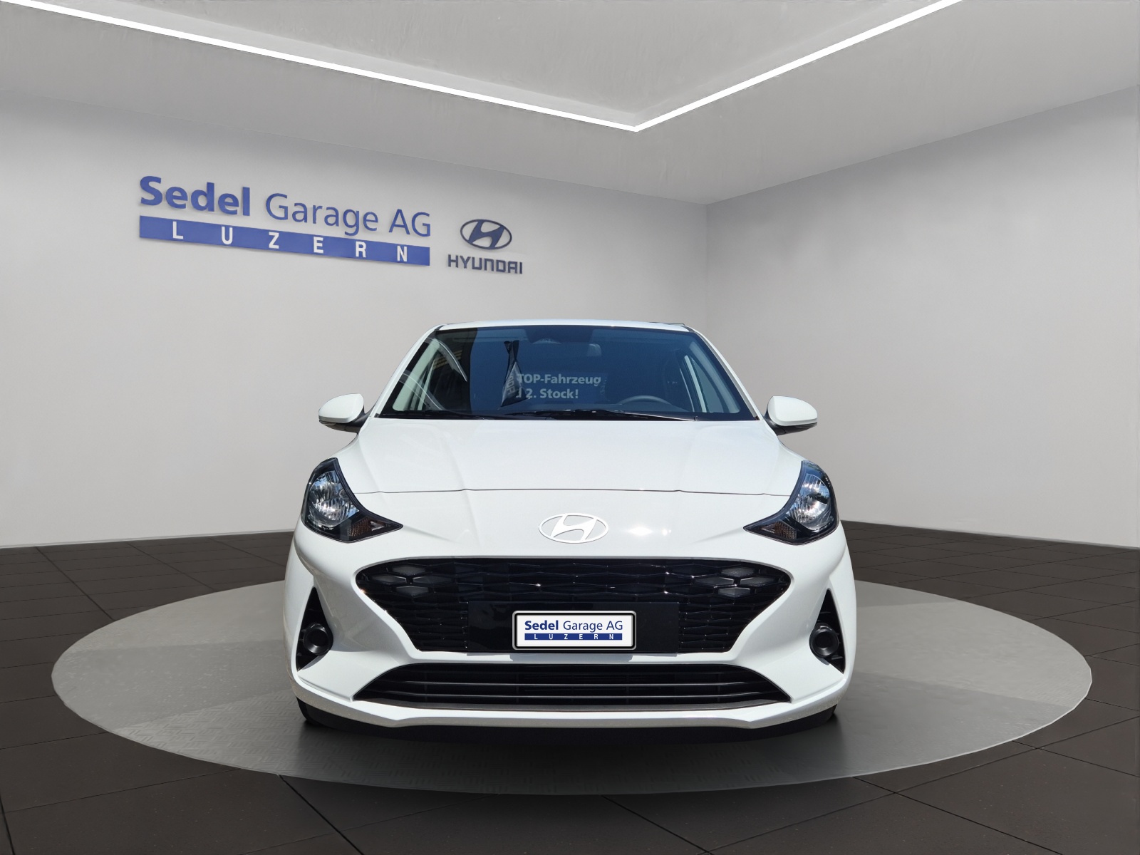 HYUNDAI i10 1.2 Amplia-showroom-element-1