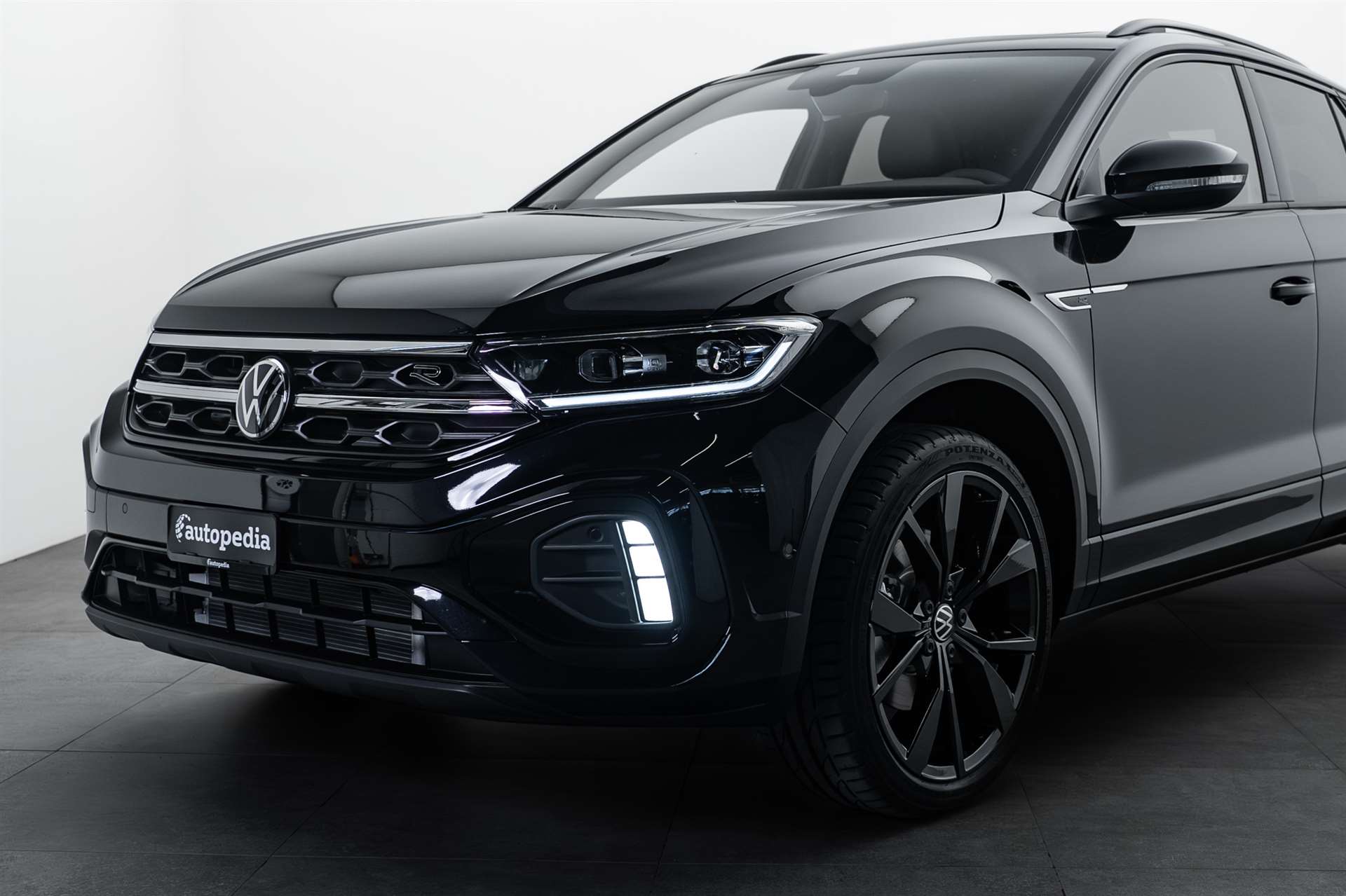 VW T-Roc 2.0 TSI R-Line DSG 4Motion DSG -38%-showroom-element-1