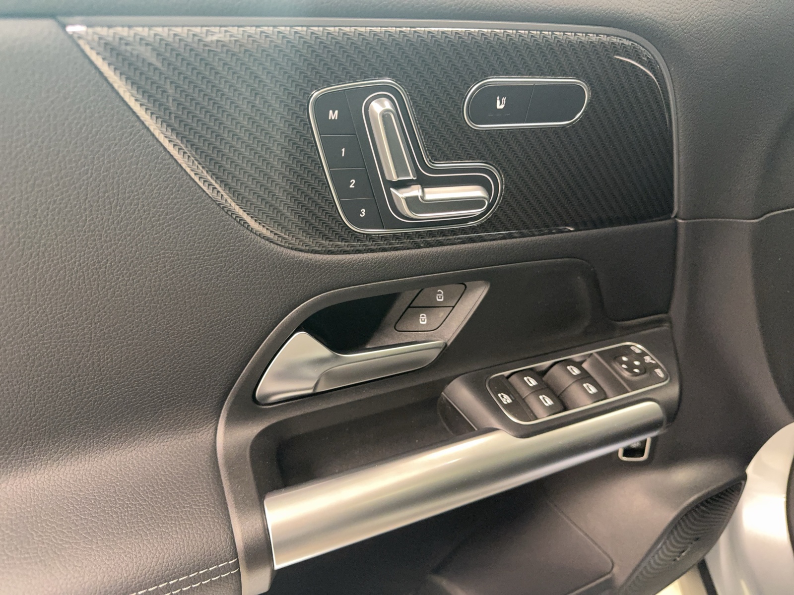 Image MERCEDES-BENZ GLA-220 GLA 220 4Matic 8G-DCT