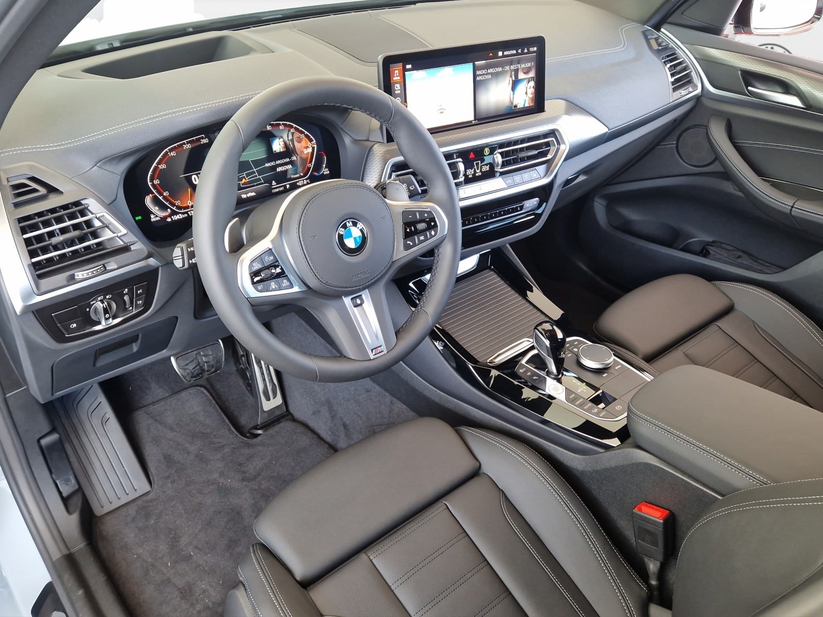BMW X3 20d xDrive M Sport ** Anhängerkupplung **-showroom-element-3