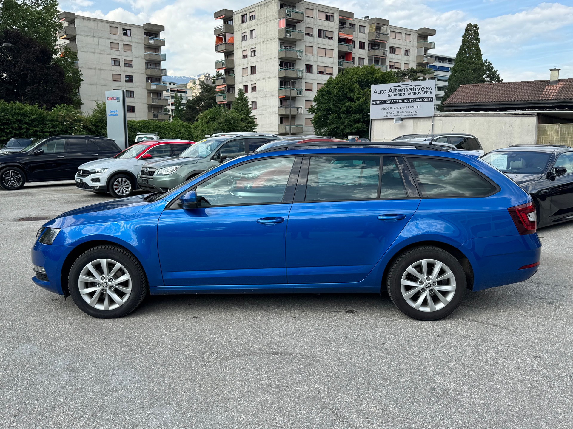 SKODA Octavia Combi 1.6 TDI Ambition DSG-image-3