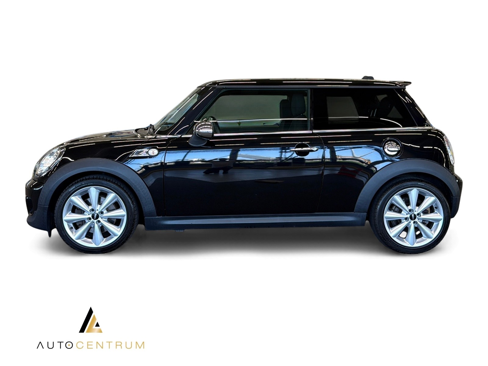 MINI Cooper S-showroom-element-2