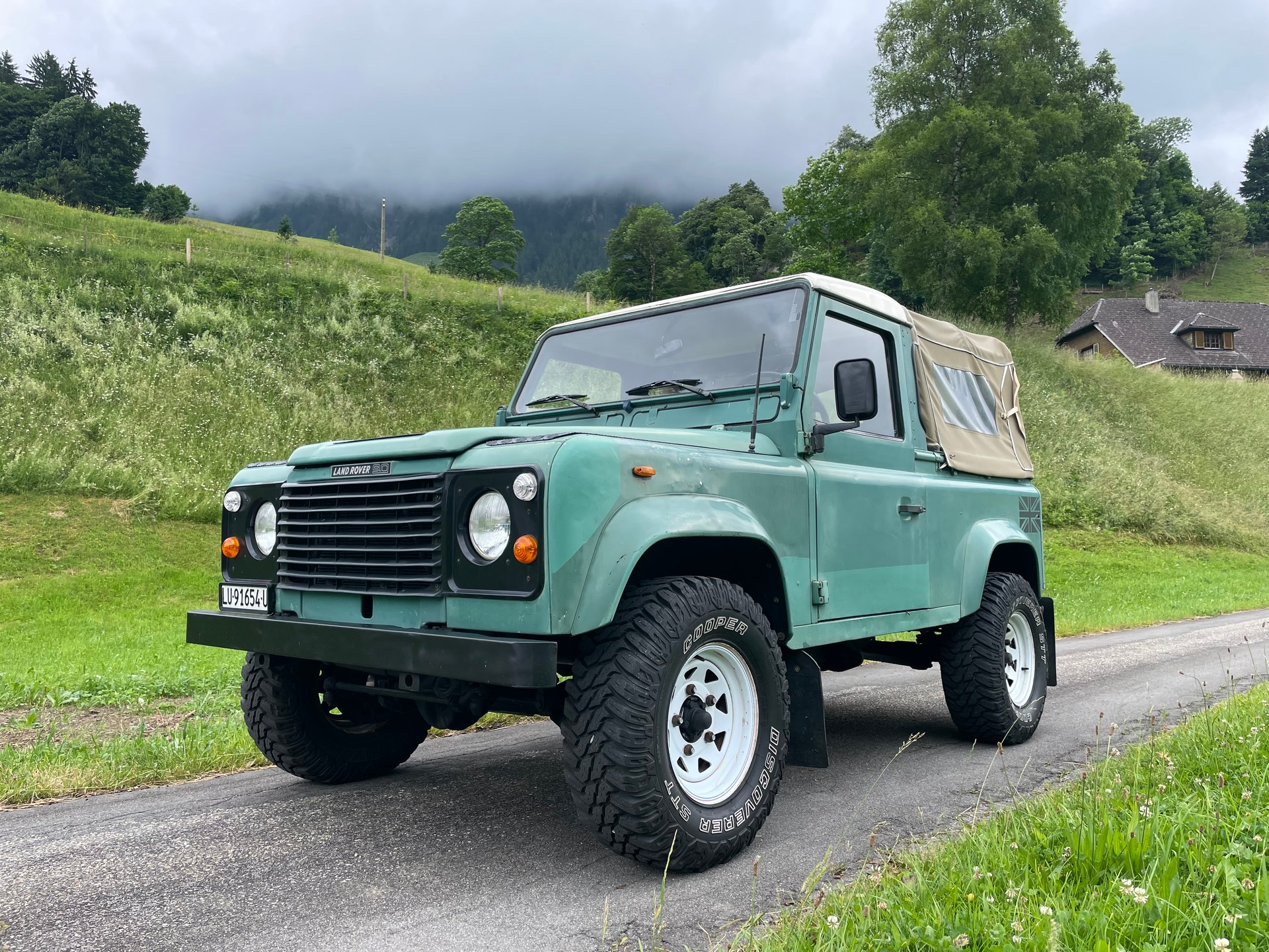LAND ROVER 90
