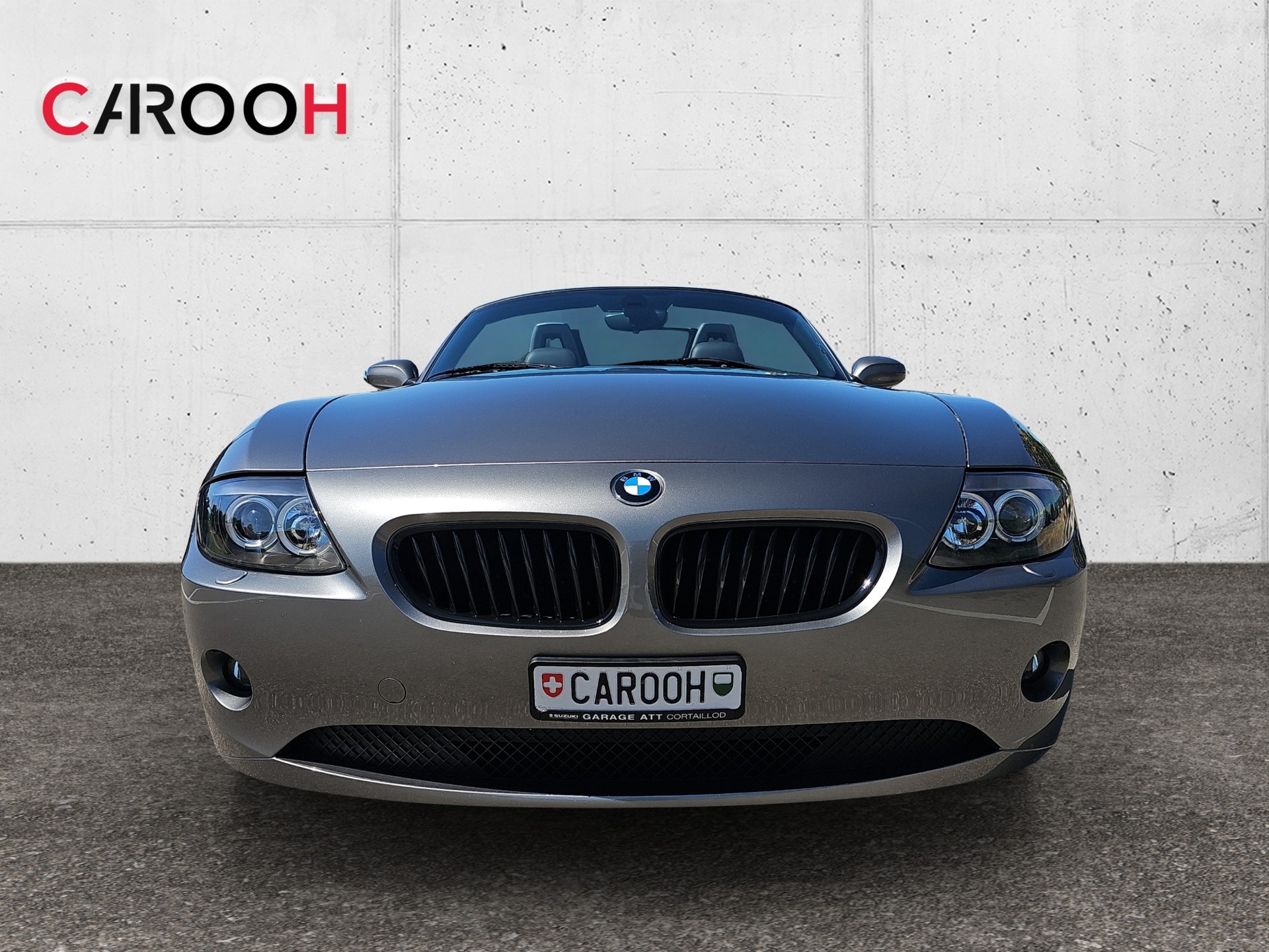 BMW Z4 3.0i Roadster-showroom-element-1