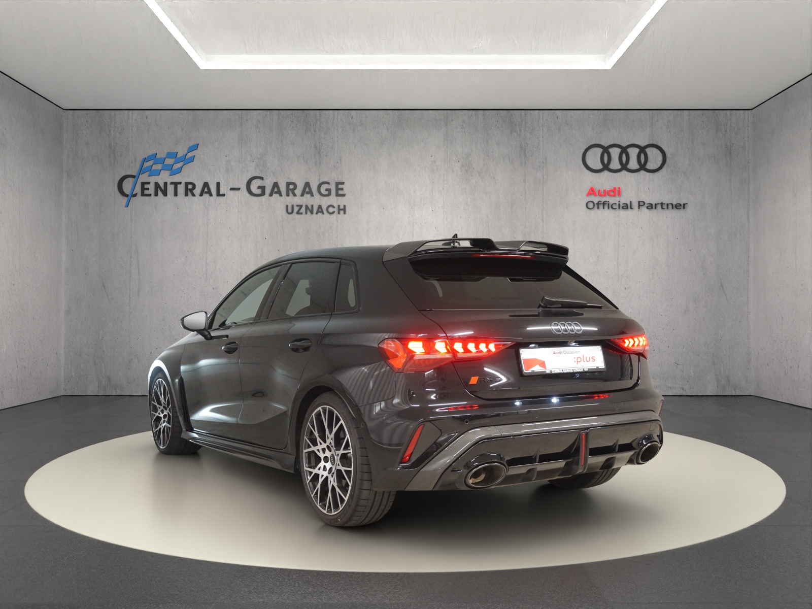 AUDI RS3 Sportback 2.5 TSI quattro-showroom-element-2