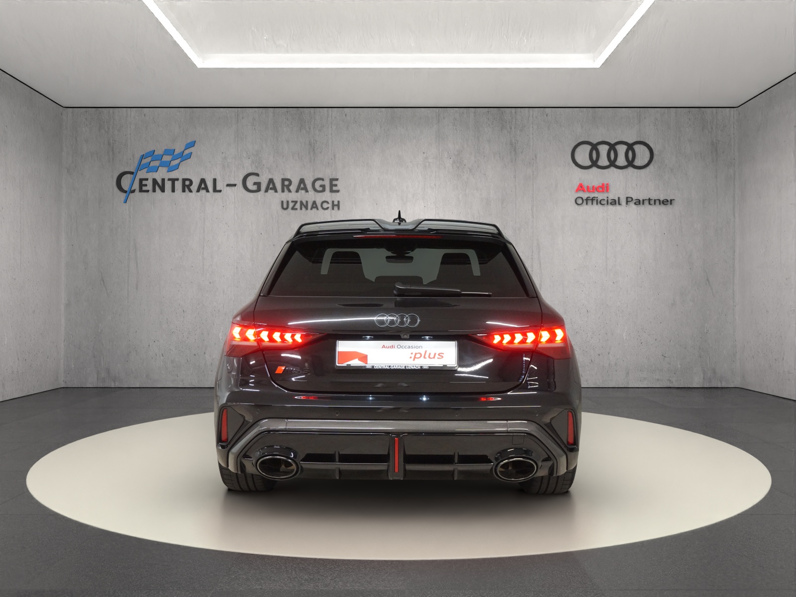 AUDI RS3 Sportback 2.5 TSI quattro-showroom-element-3