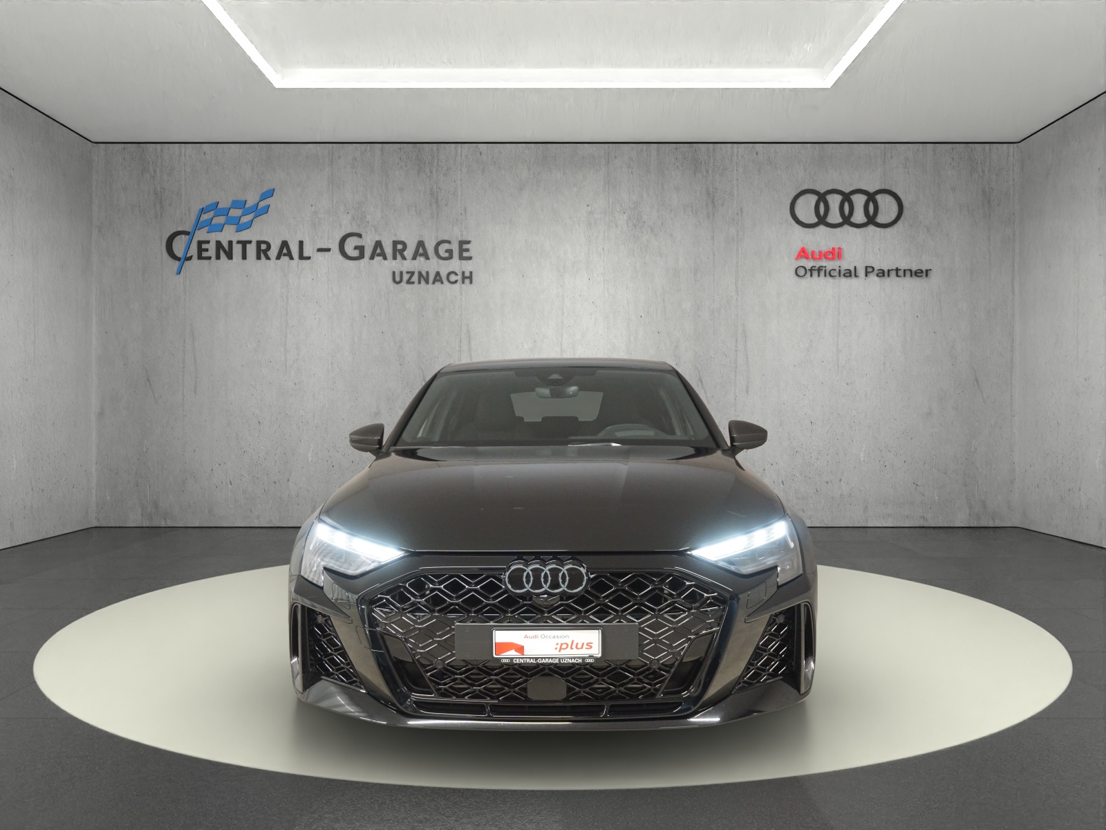 AUDI RS3 Sportback 2.5 TSI quattro-showroom-element-1