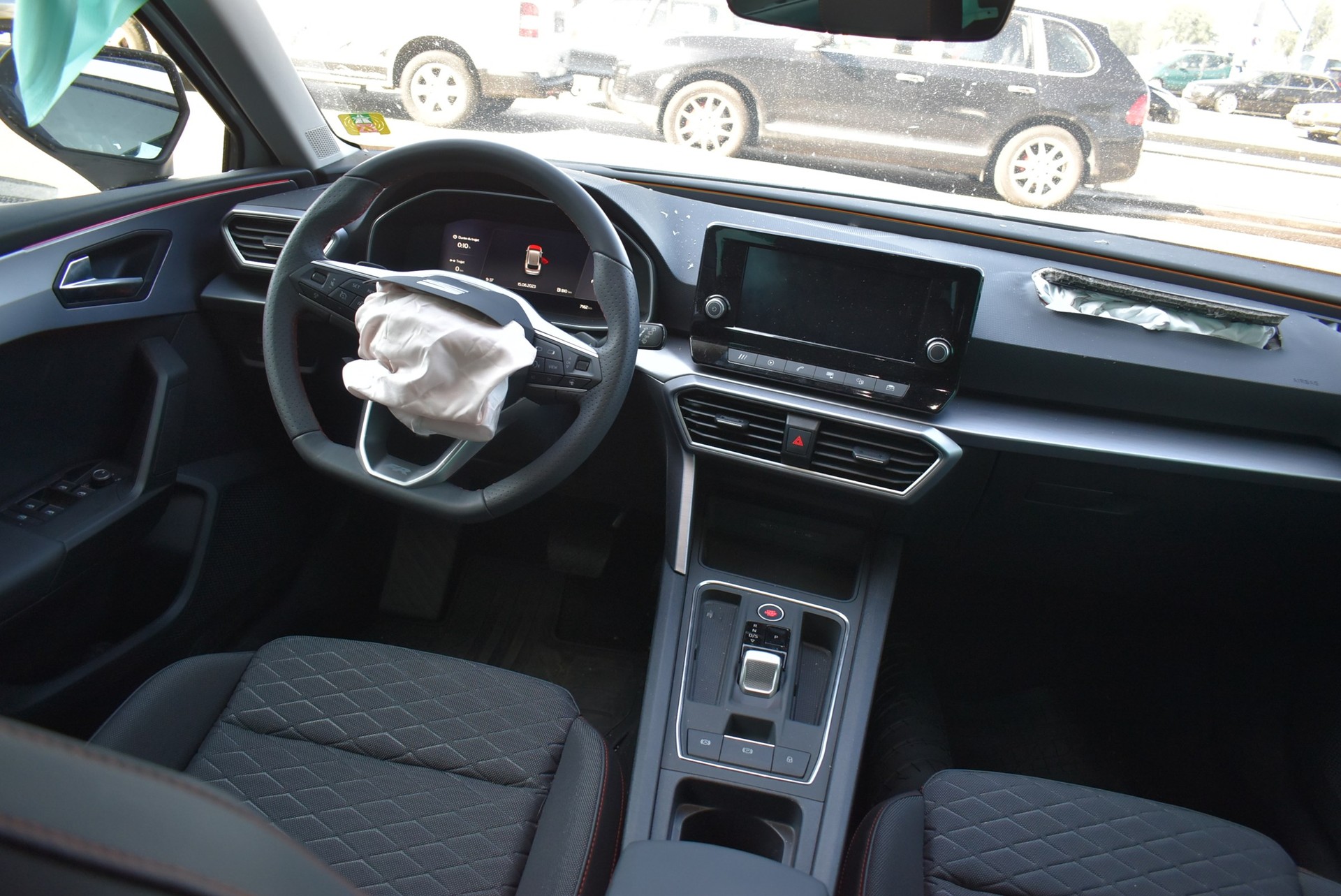 SEAT Leon ST 2.0 TDI EVO DSG FR-image-4