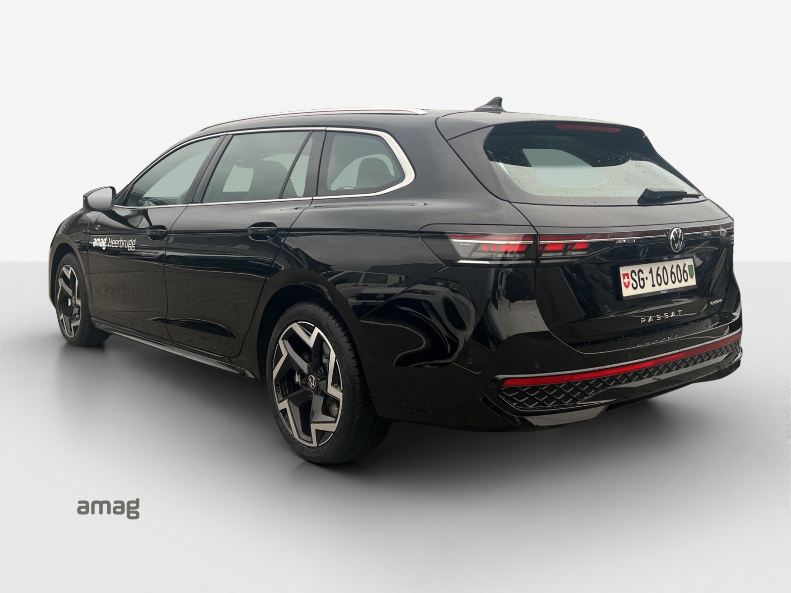 VW Passat Variant 1.5 TSI evo2 Plug-In- Hybrid R-Line DSG-showroom-element-2