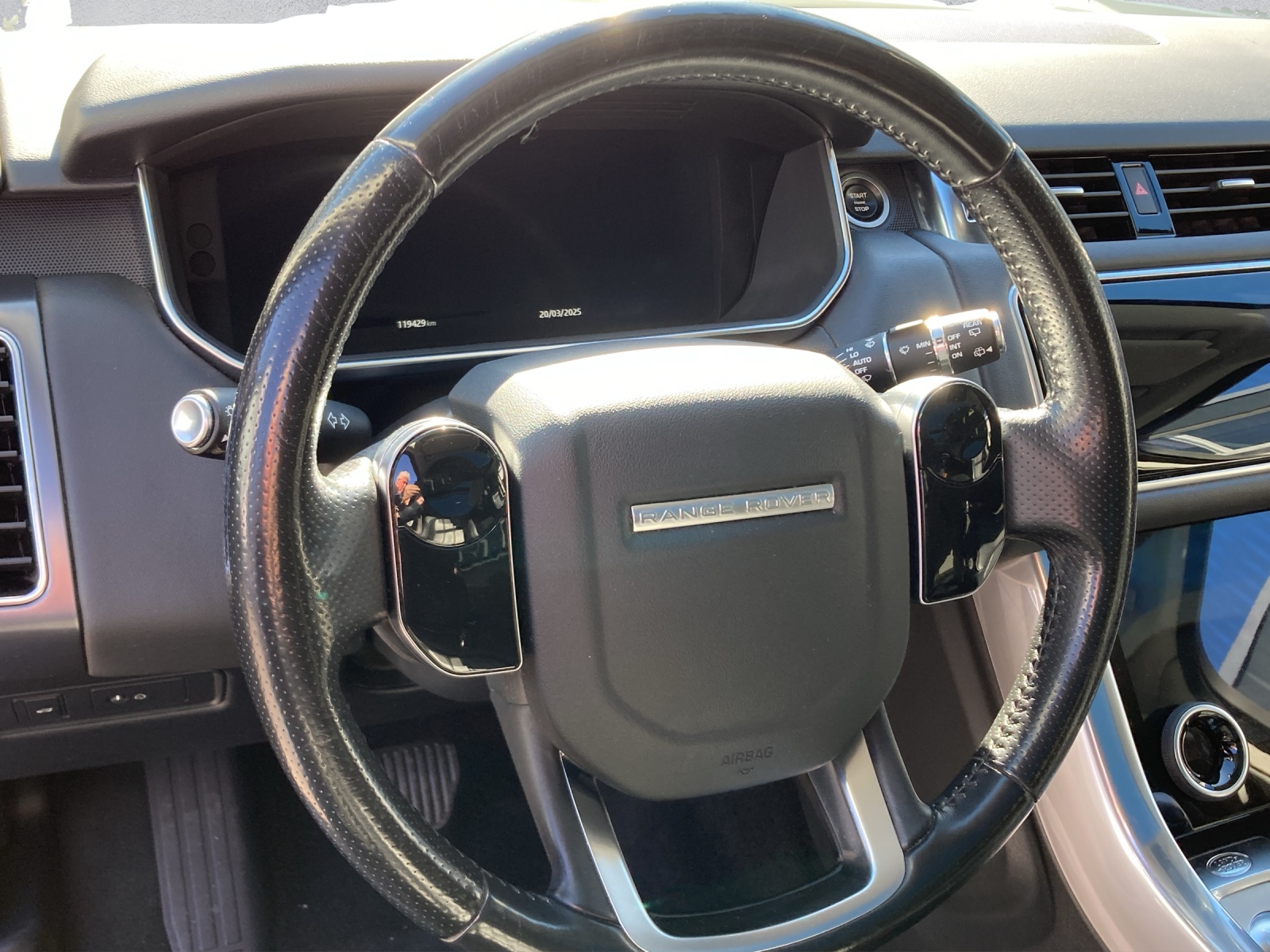 LAND ROVER Range Rover Sport 3.0 SDV6 SE Automatic-image-7