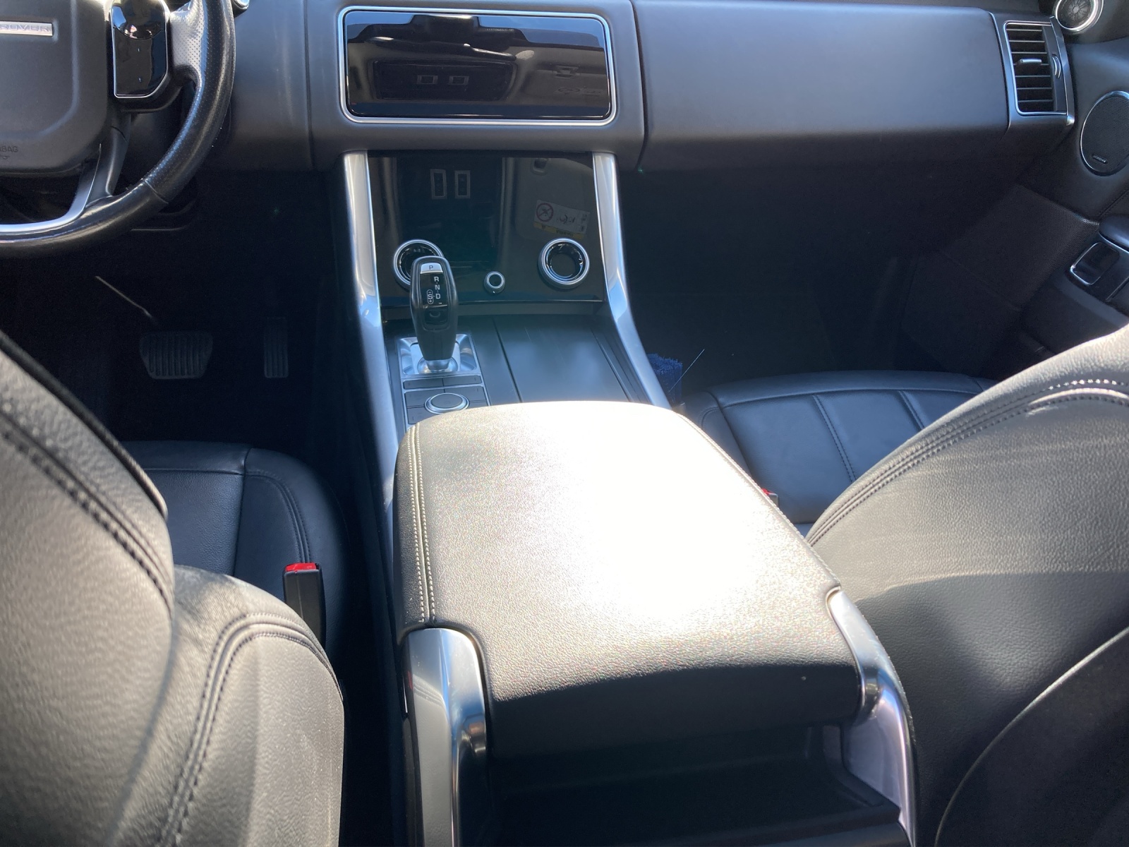 LAND ROVER Range Rover Sport 3.0 SDV6 SE Automatic-image-6