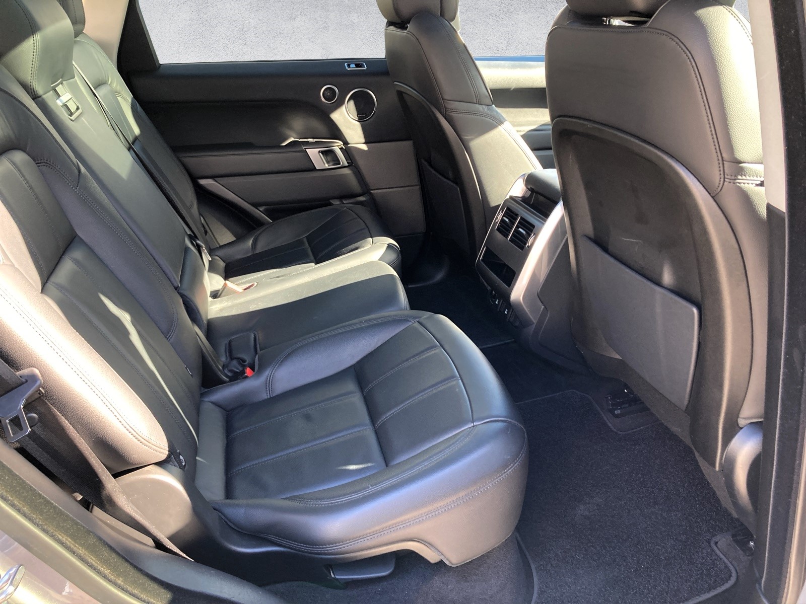 LAND ROVER Range Rover Sport 3.0 SDV6 SE Automatic-image-11