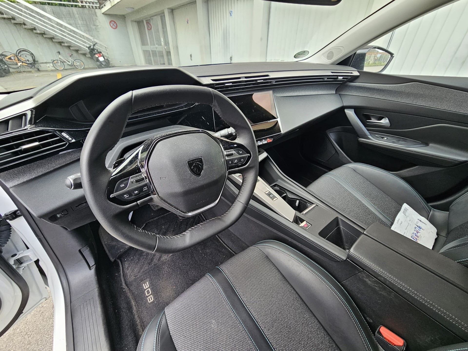 PEUGEOT 308 SW 1.5 BlueHDI Allure Pack EAT8-image-7