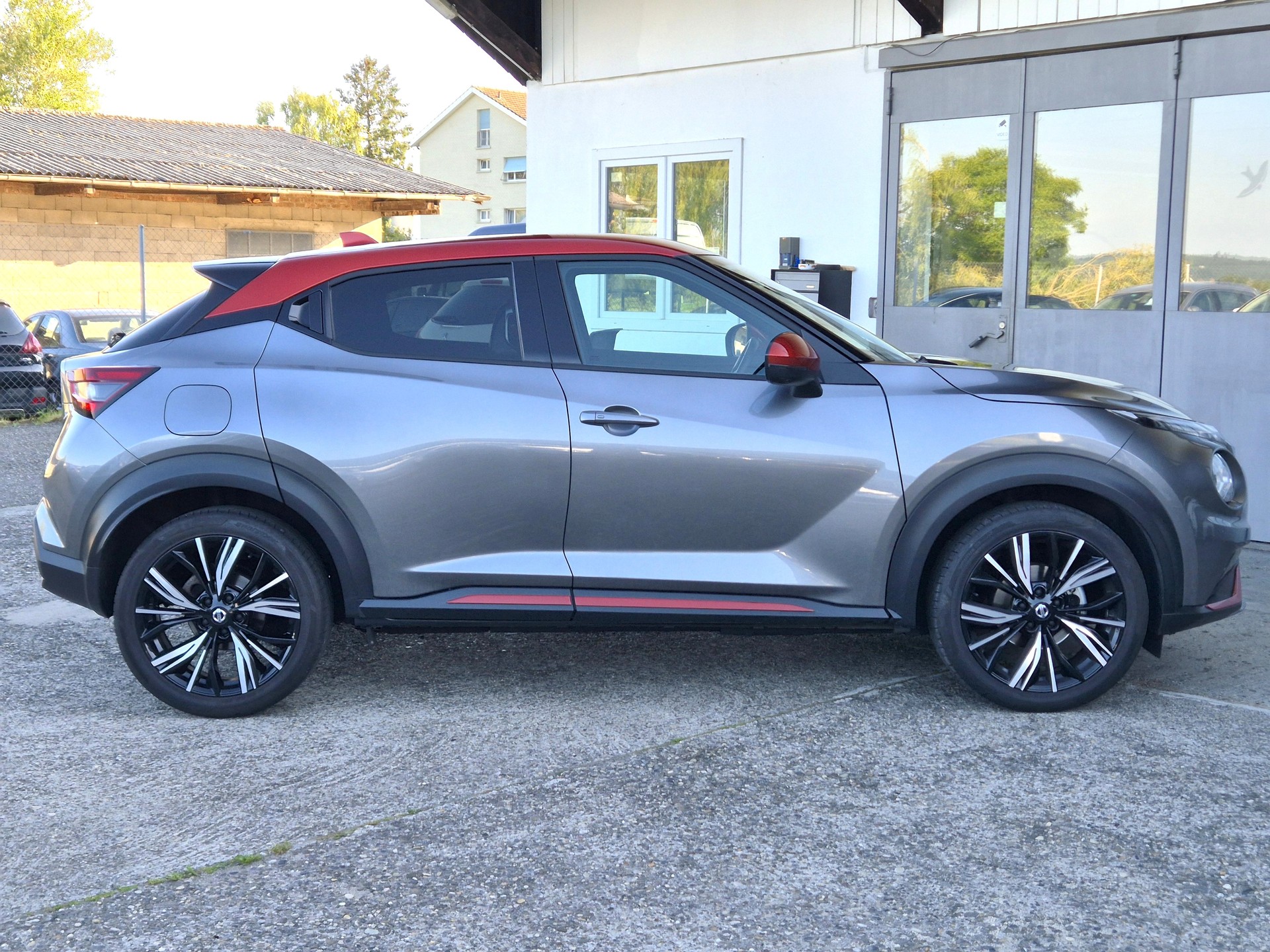 NISSAN JUKE 1.0 DIG-T N-DESIGN DCT-showroom-element-3