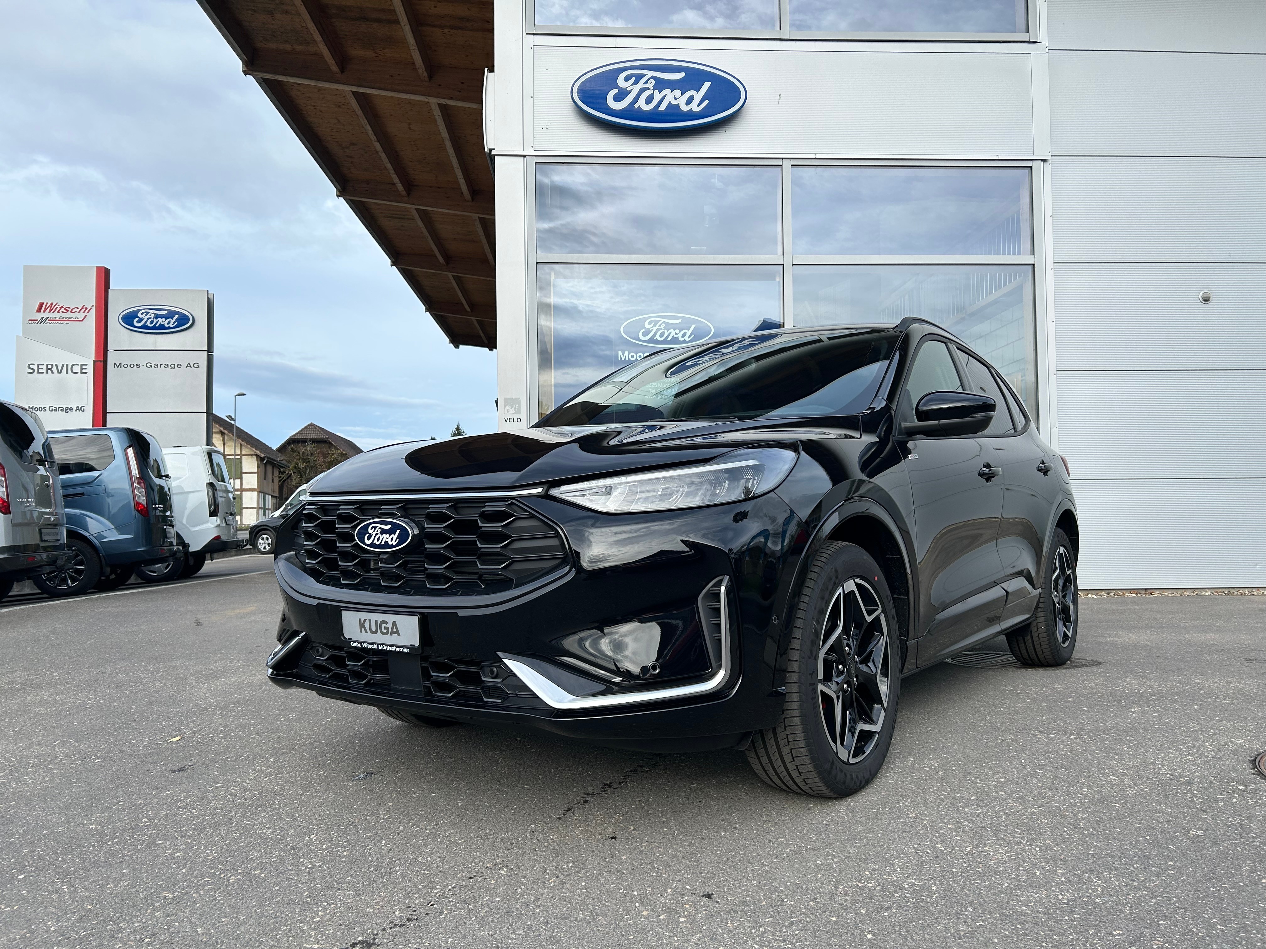 FORD Kuga (SUV / Gelndewagen)